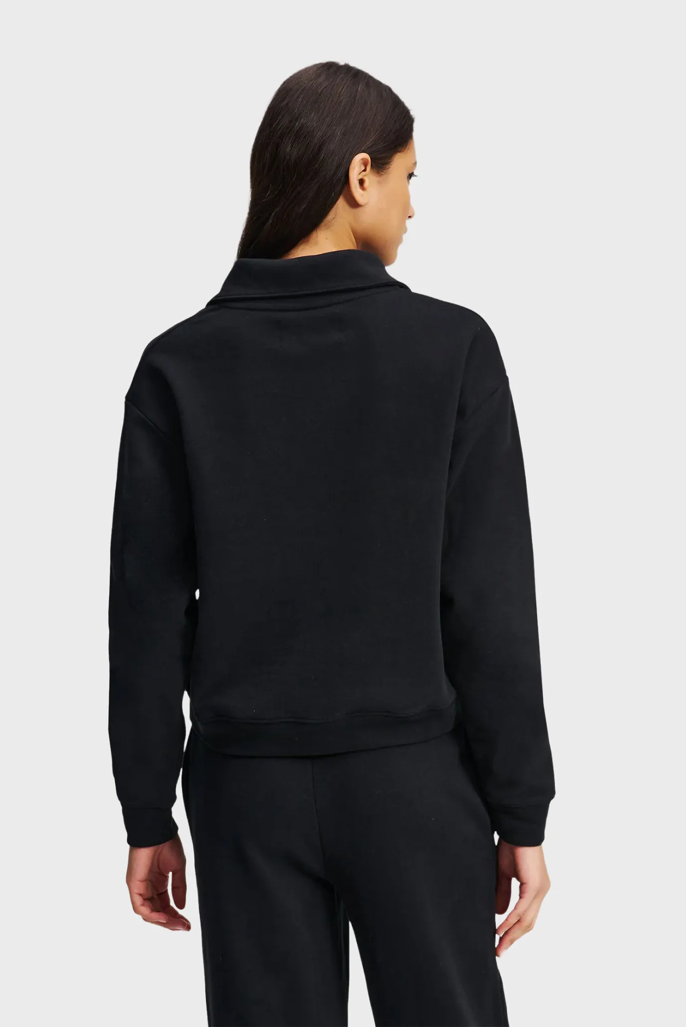 Женская черная кофта HOTEL KARL 3