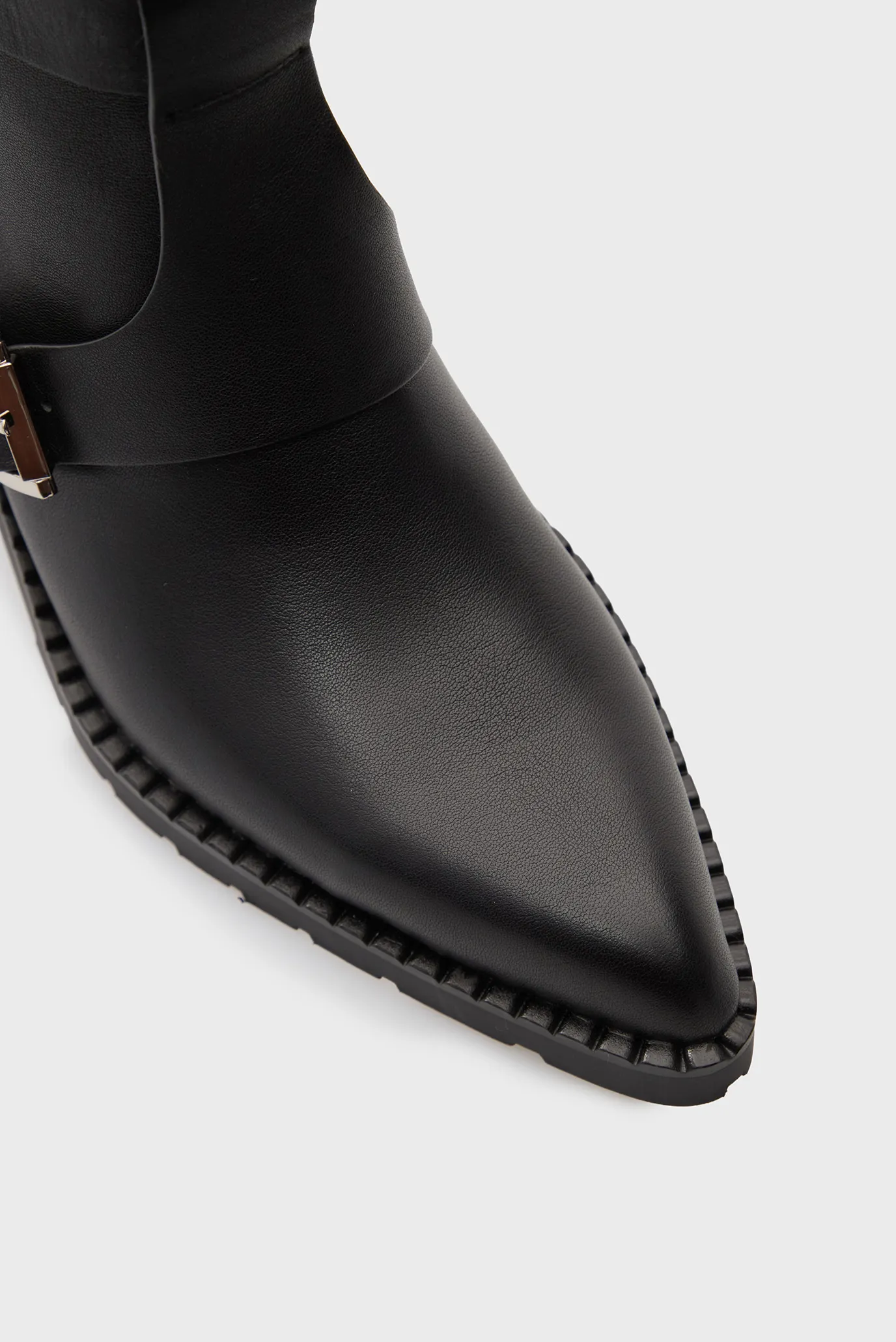 Женские черные кожаные ботильоны Claudine 4