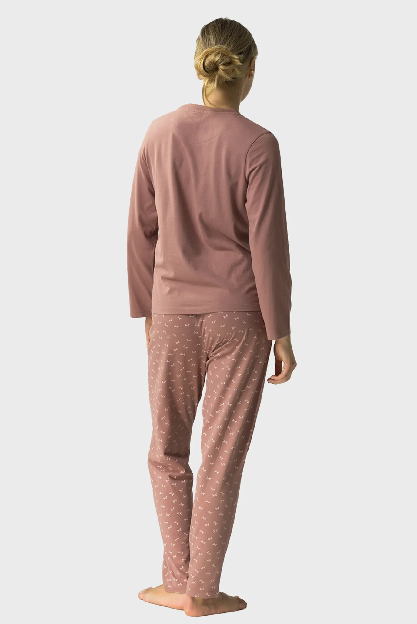 Жіноча рожева піжама (лонгслів, брюки) 2