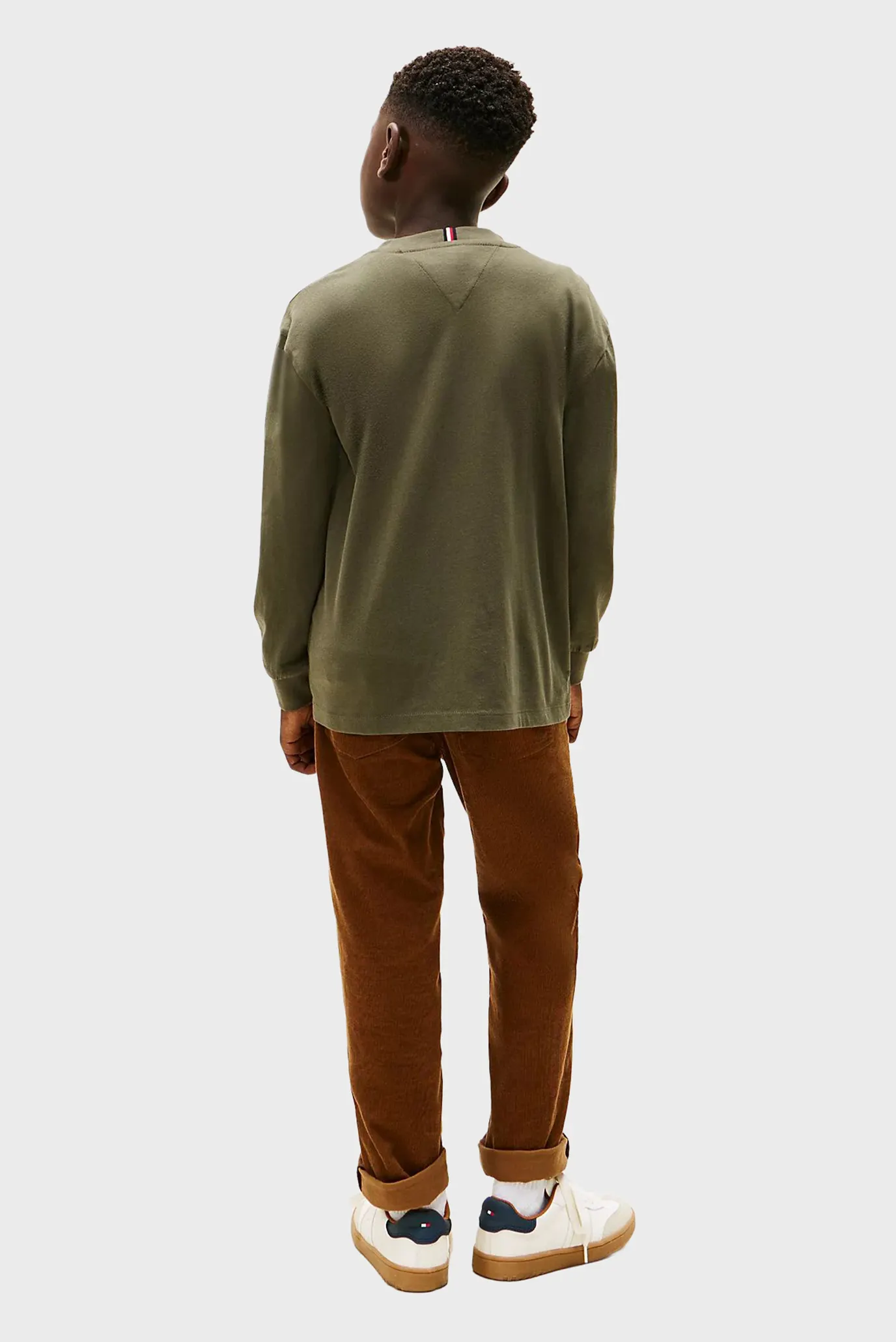 Дитячий оливковий лонгслів ESSENTIAL 3