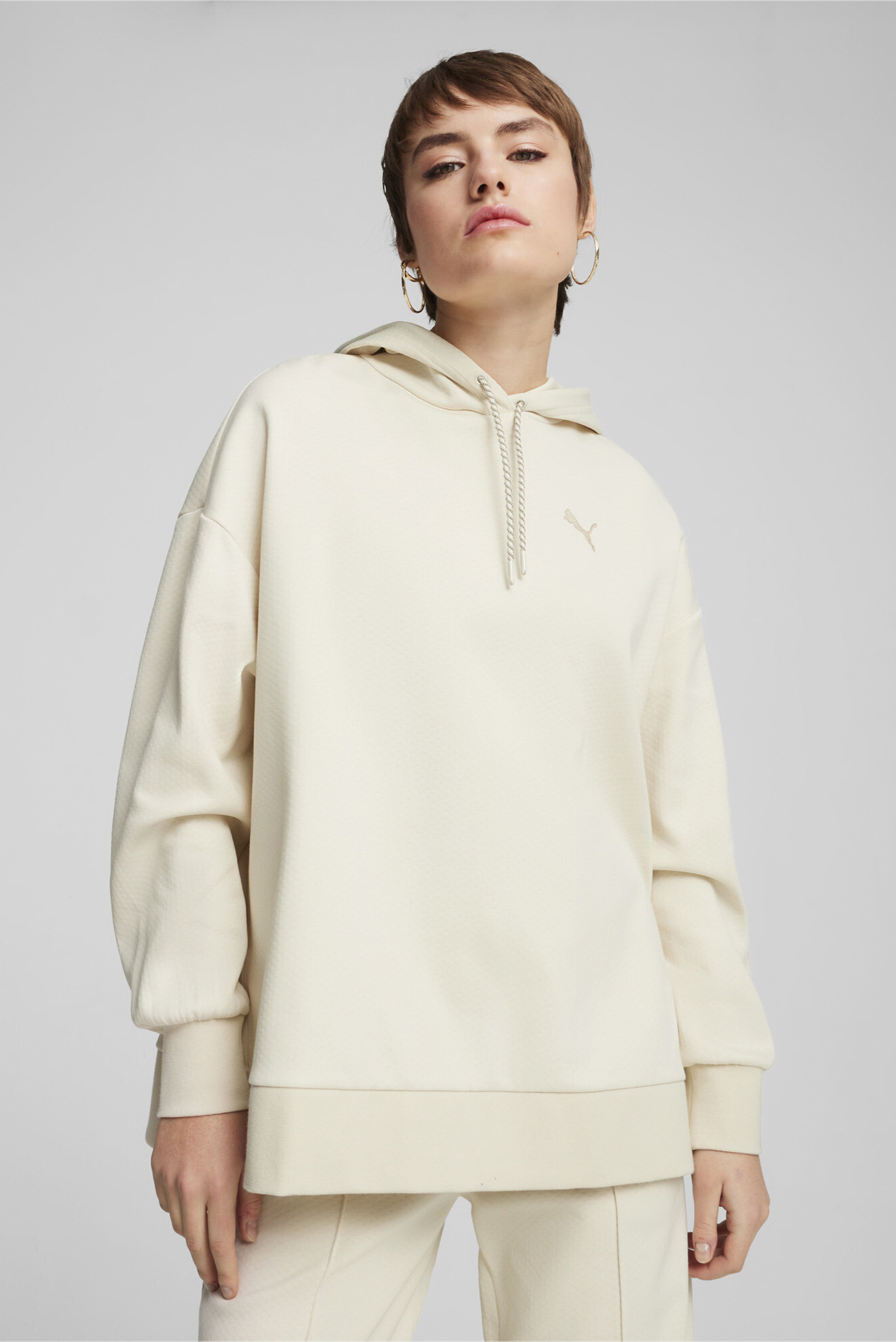 Женское бежевое худи CLASSICS Oversized Hoodie Women 1