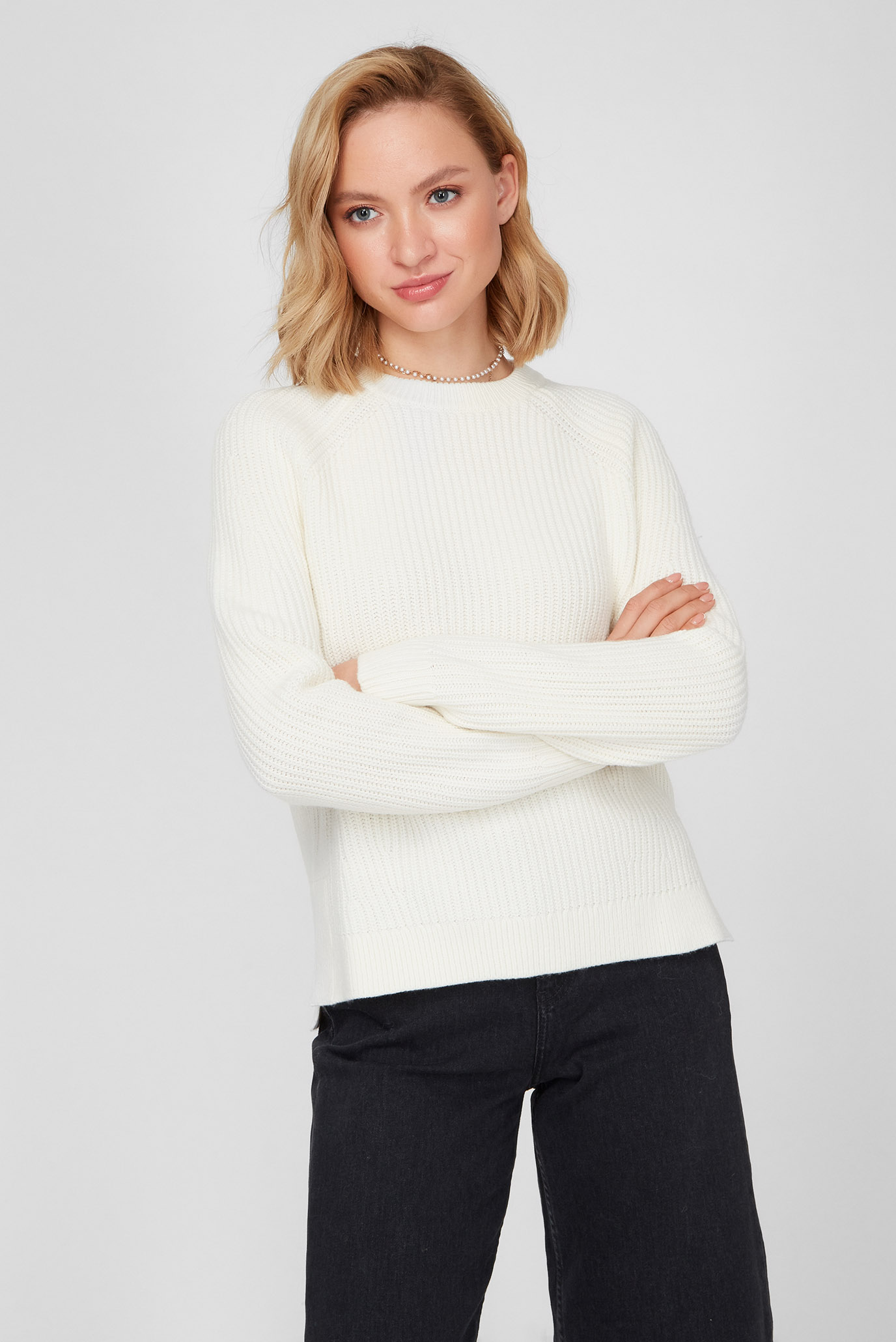 Жіночий білий вовняний светр COZY STRUCTURE 1
