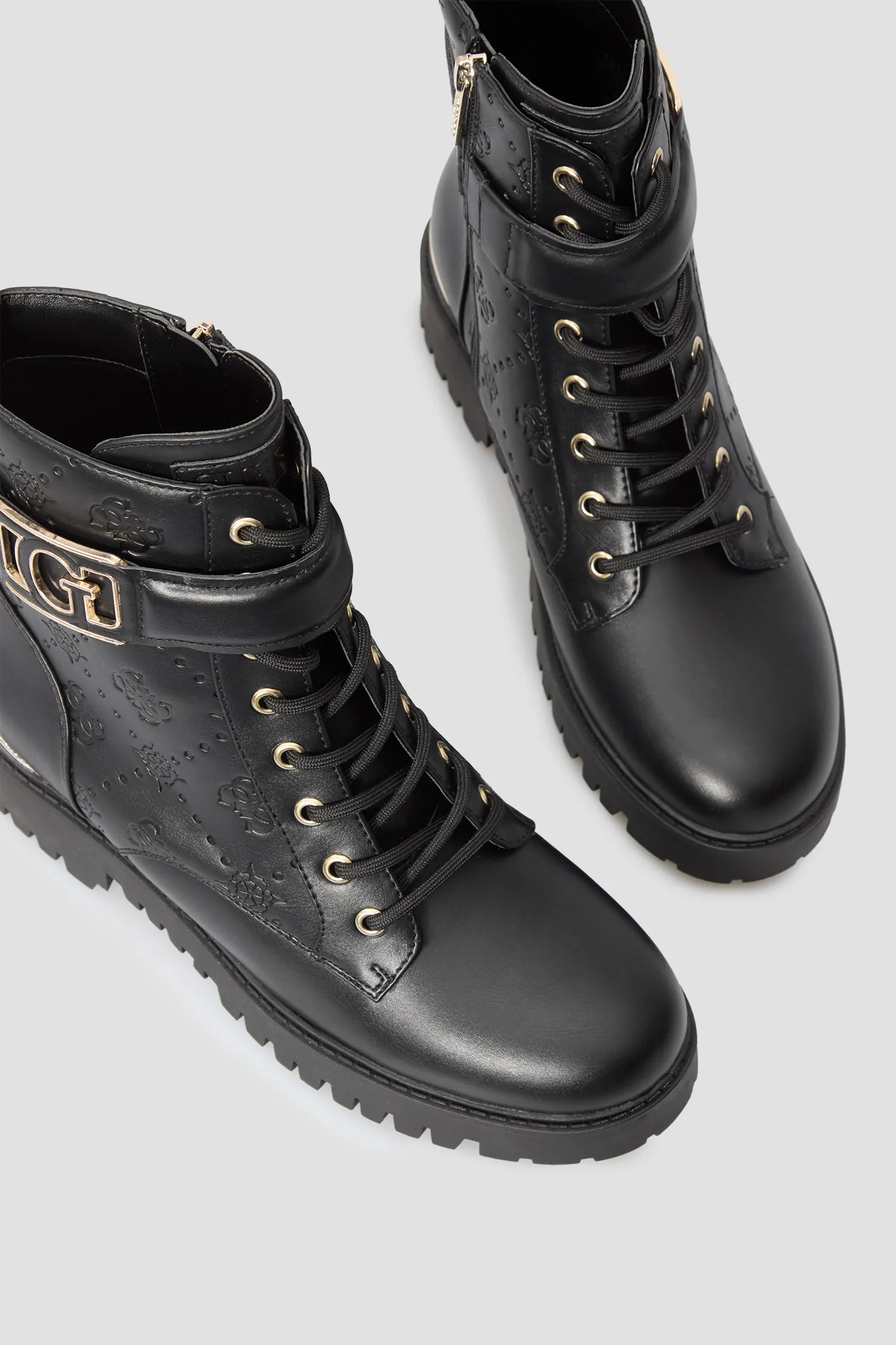 Женские черные ботинки 2