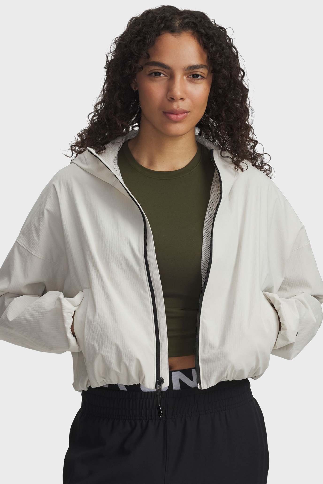 Женское белое худи Unstoppable Woven Rstop LS Белый S Under Armour 6005967-110 Женское белое худи Unstoppable Woven Rstop LS Белый S Under Armour 6005967-110