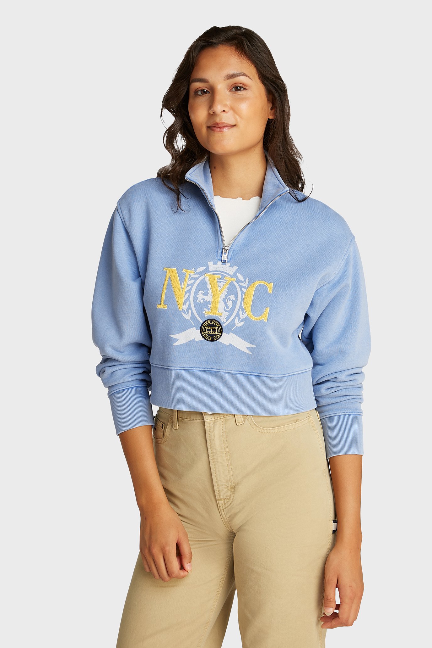 Женская голубая спортивная кофта VARSITY GRAPHIC Голубой M Tommy Jeans DW0DW20423 Женская голубая спортивная кофта VARSITY GRAPHIC Голубой M Tommy Jeans DW0DW20423