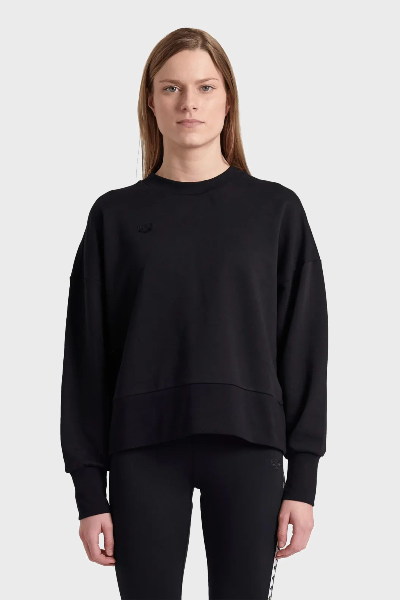 Женский черный свитшот OVERSIZED CREW NECK Черный S Arena 006580-550 Женский черный свитшот OVERSIZED CREW NECK Черный S Arena 006580-550
