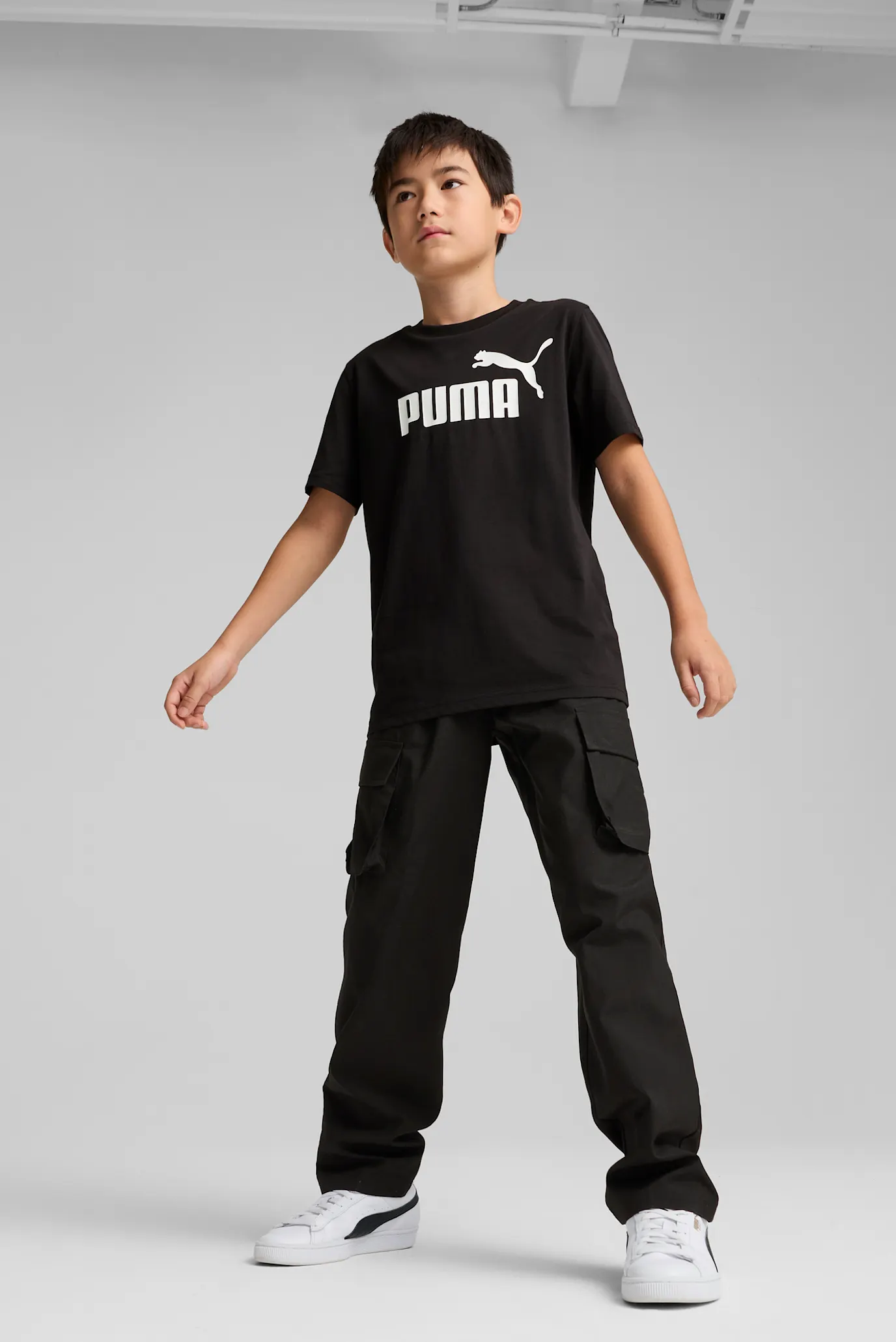 Дитяча чорна футболка ESS No. 1 Logo Tee Youth 3