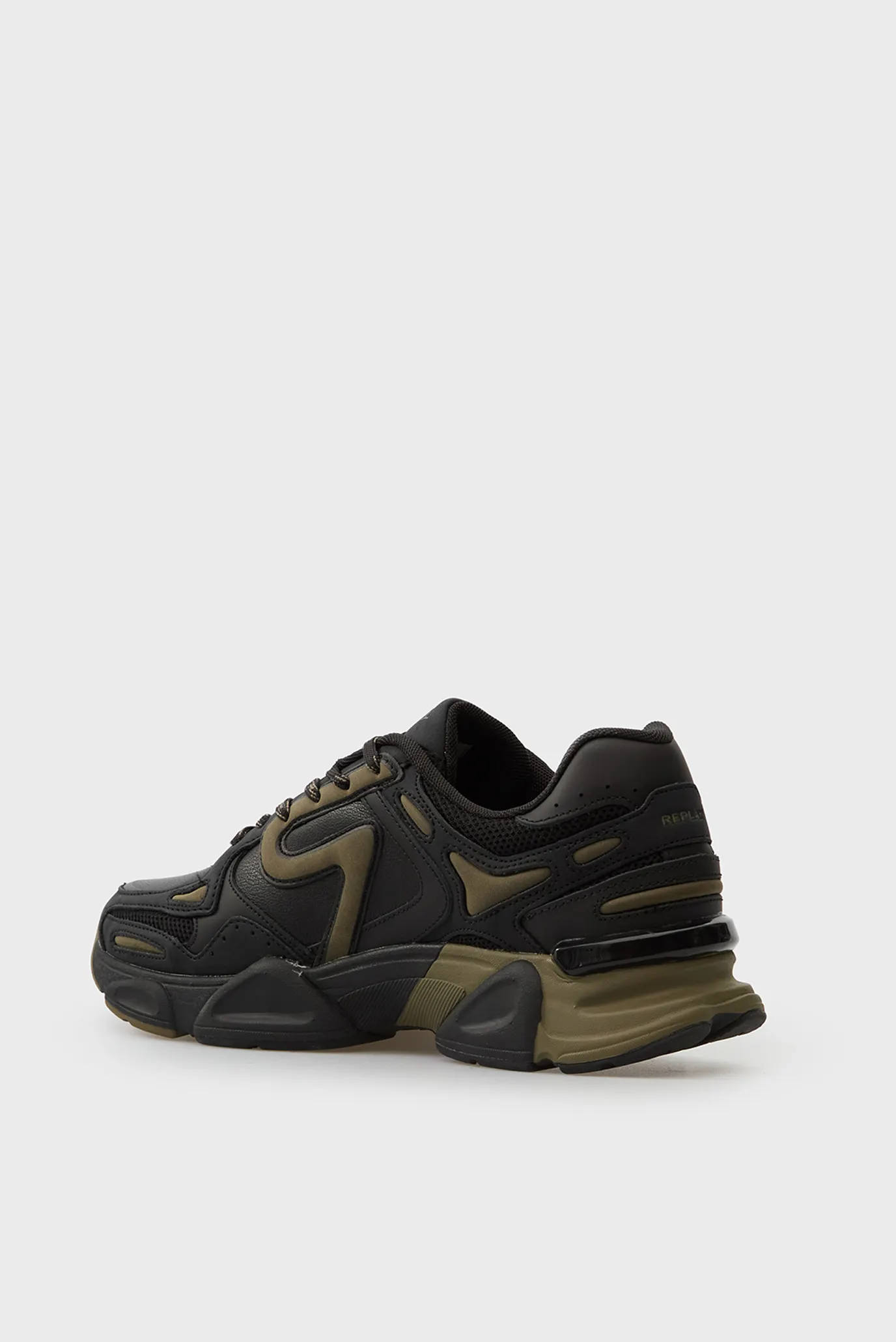 Чоловічі чорні кросівки 5