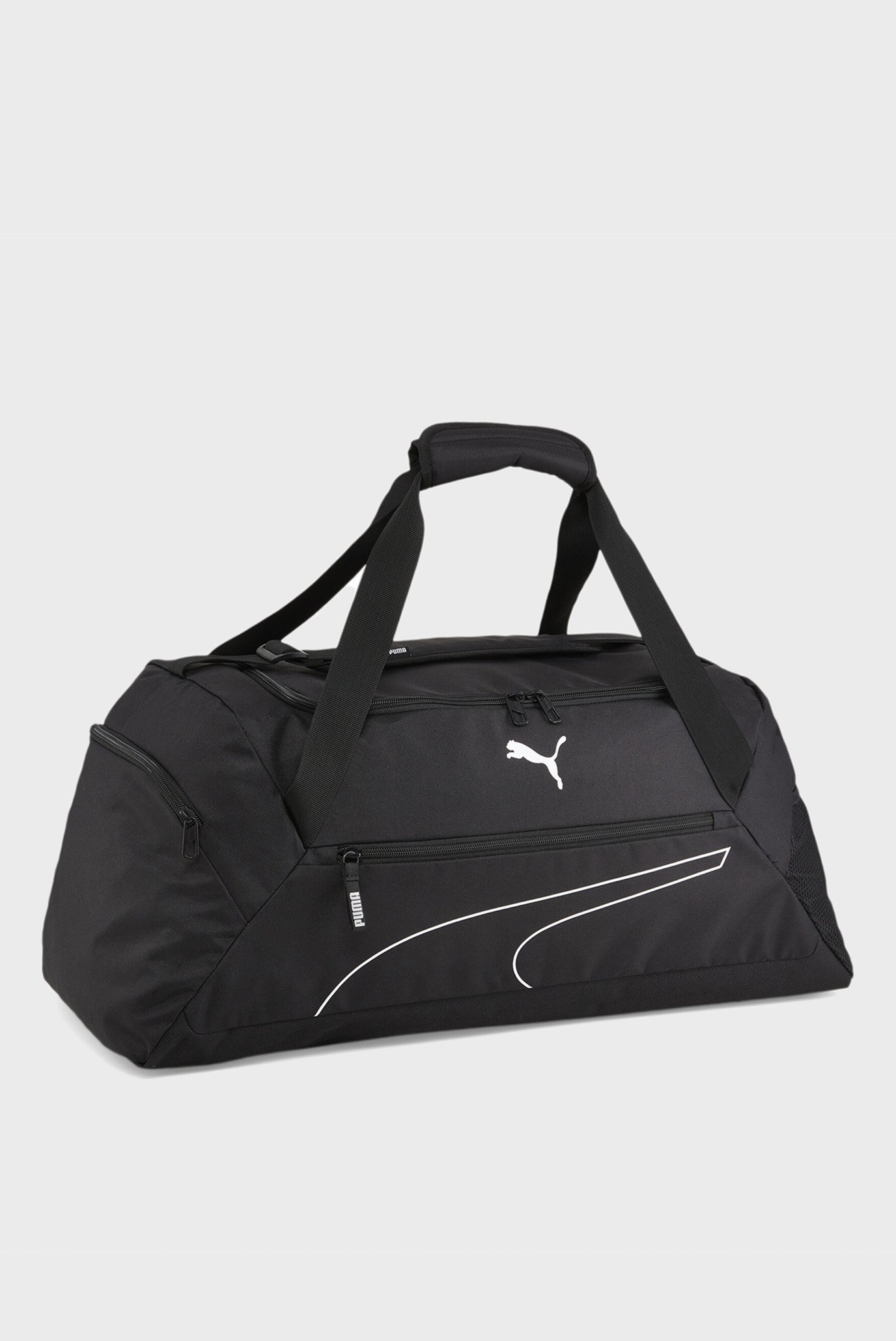 Черная спортивная сумка Fundamentals Medium Sports Bag 1