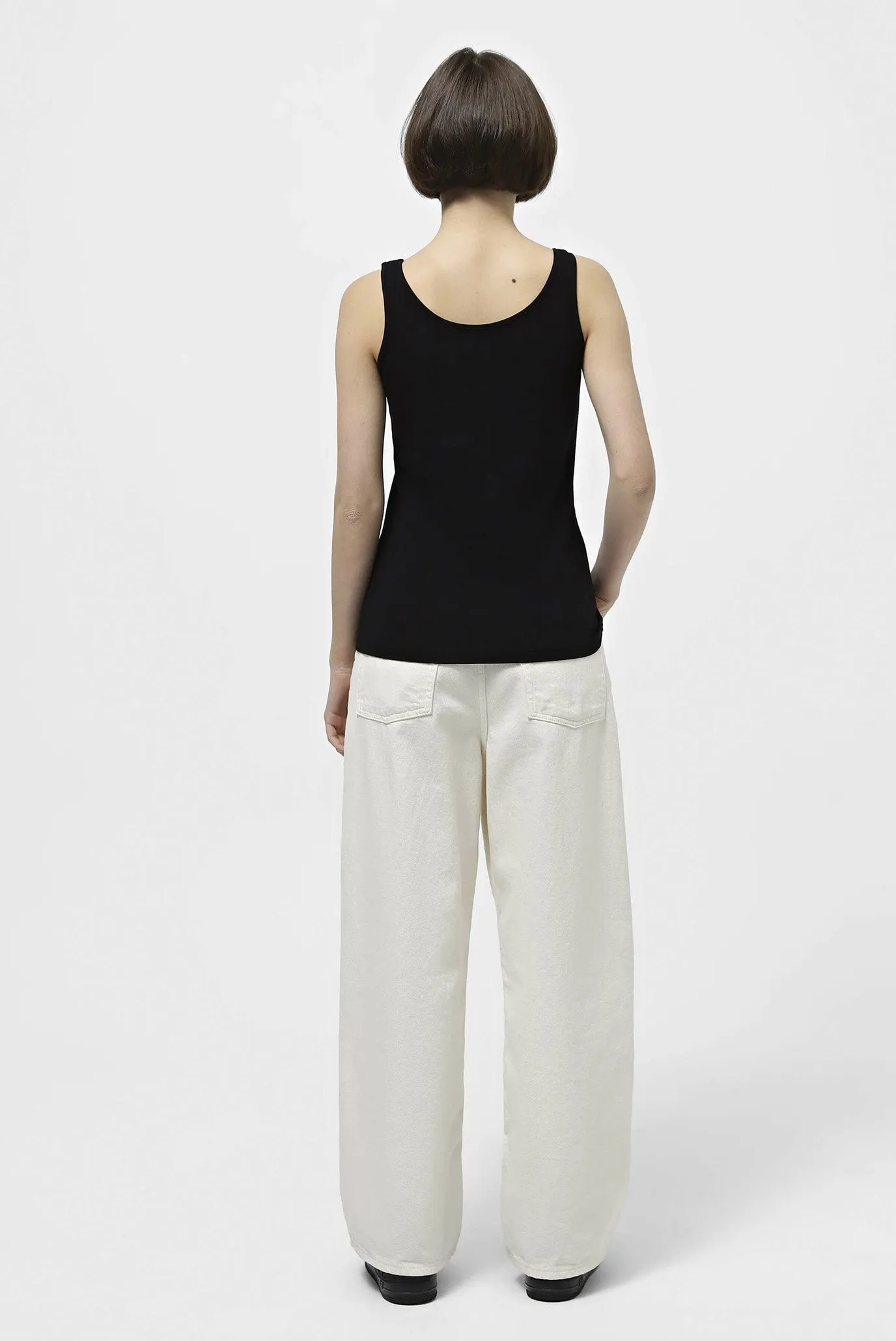 Женская черная майка 3