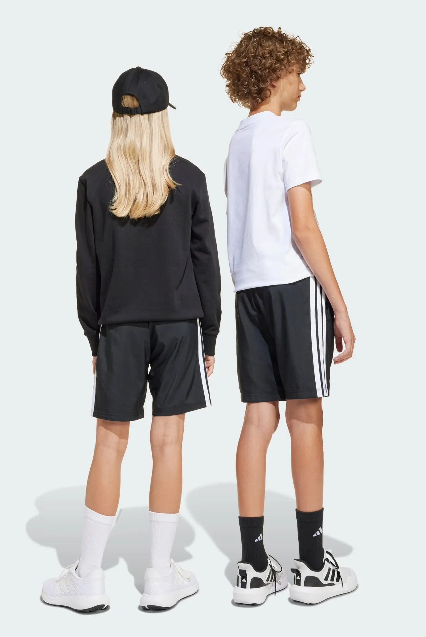 Детские черные шорты Essentials Climacool Kids 3