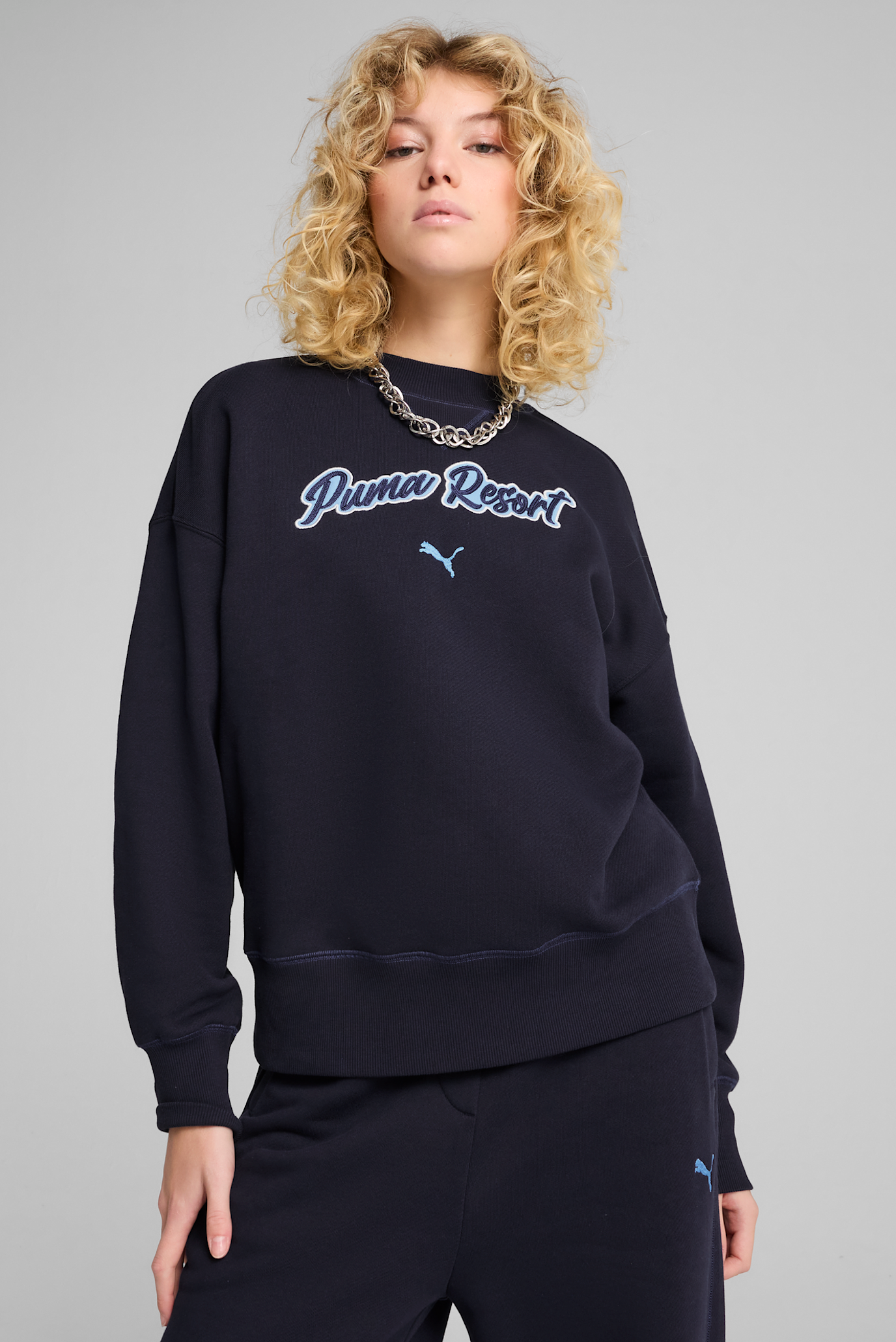 Жіночий темно-синій світшот PREMIUM ESS Oversized Graphic Crew Women 1