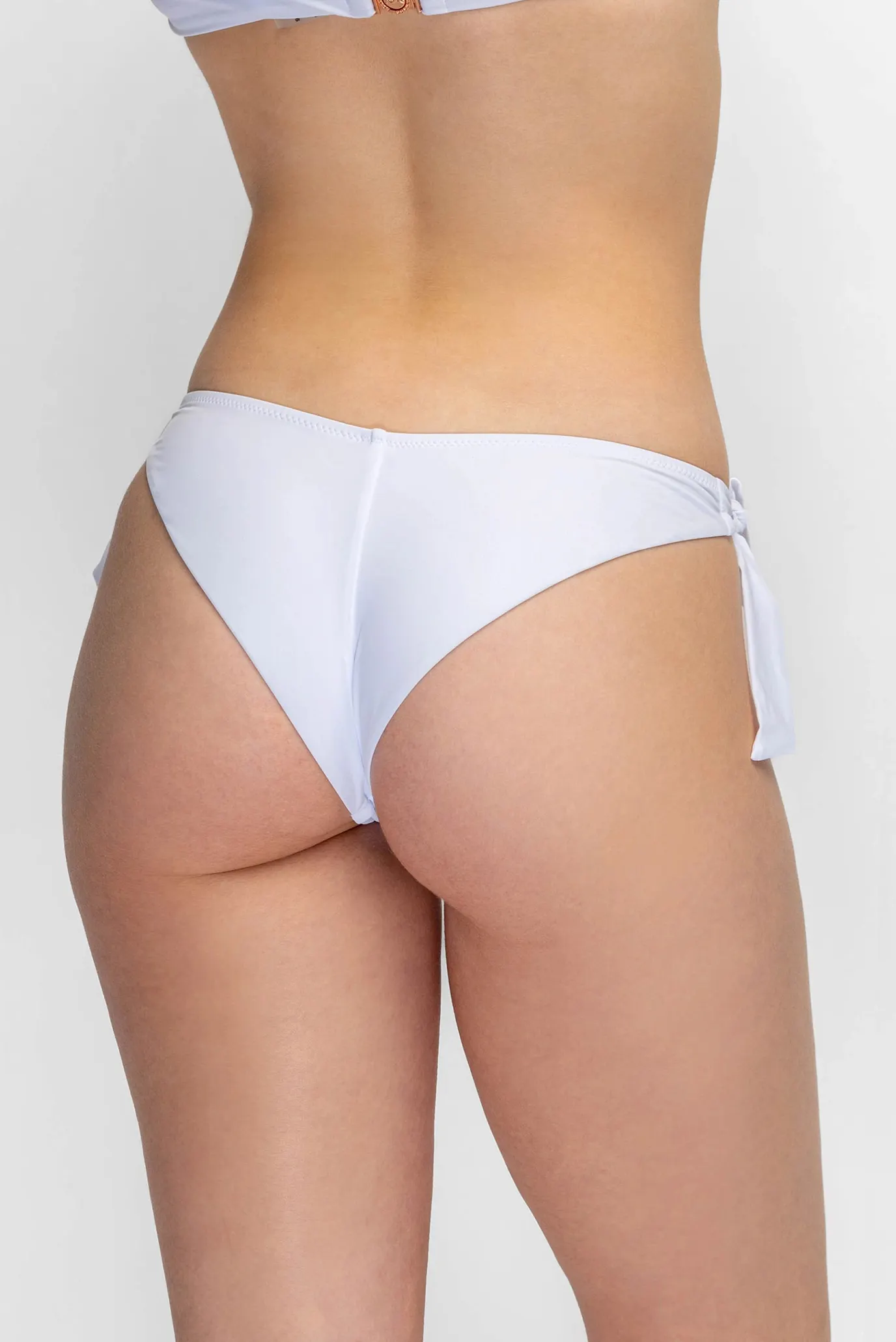 Женский белый купальник 4