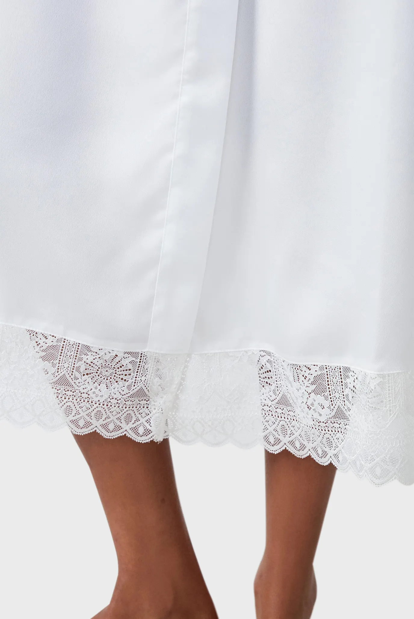 Женский белый пеньюар RENCONTRE 2