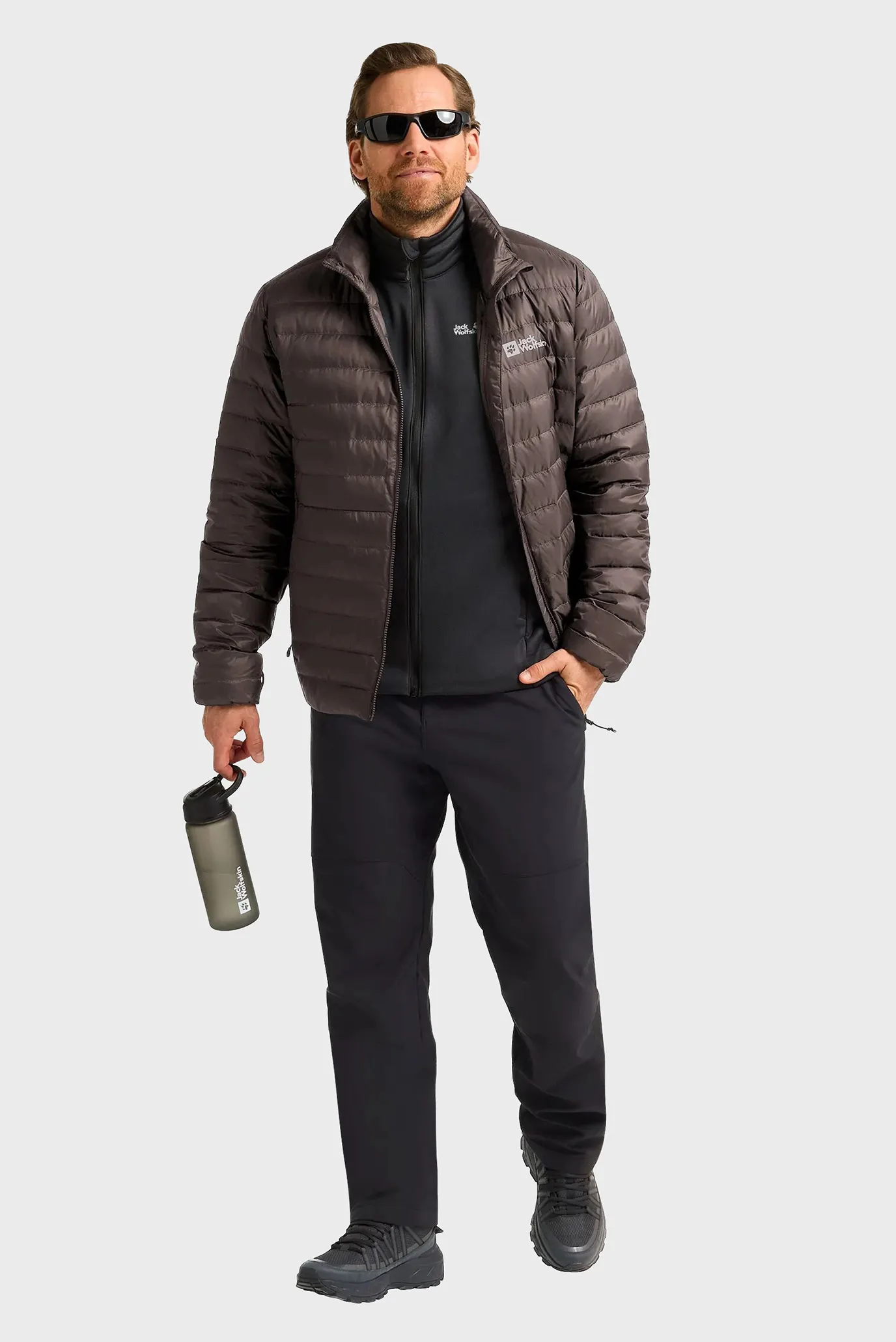 Мужской темно-коричневый пуховик 2