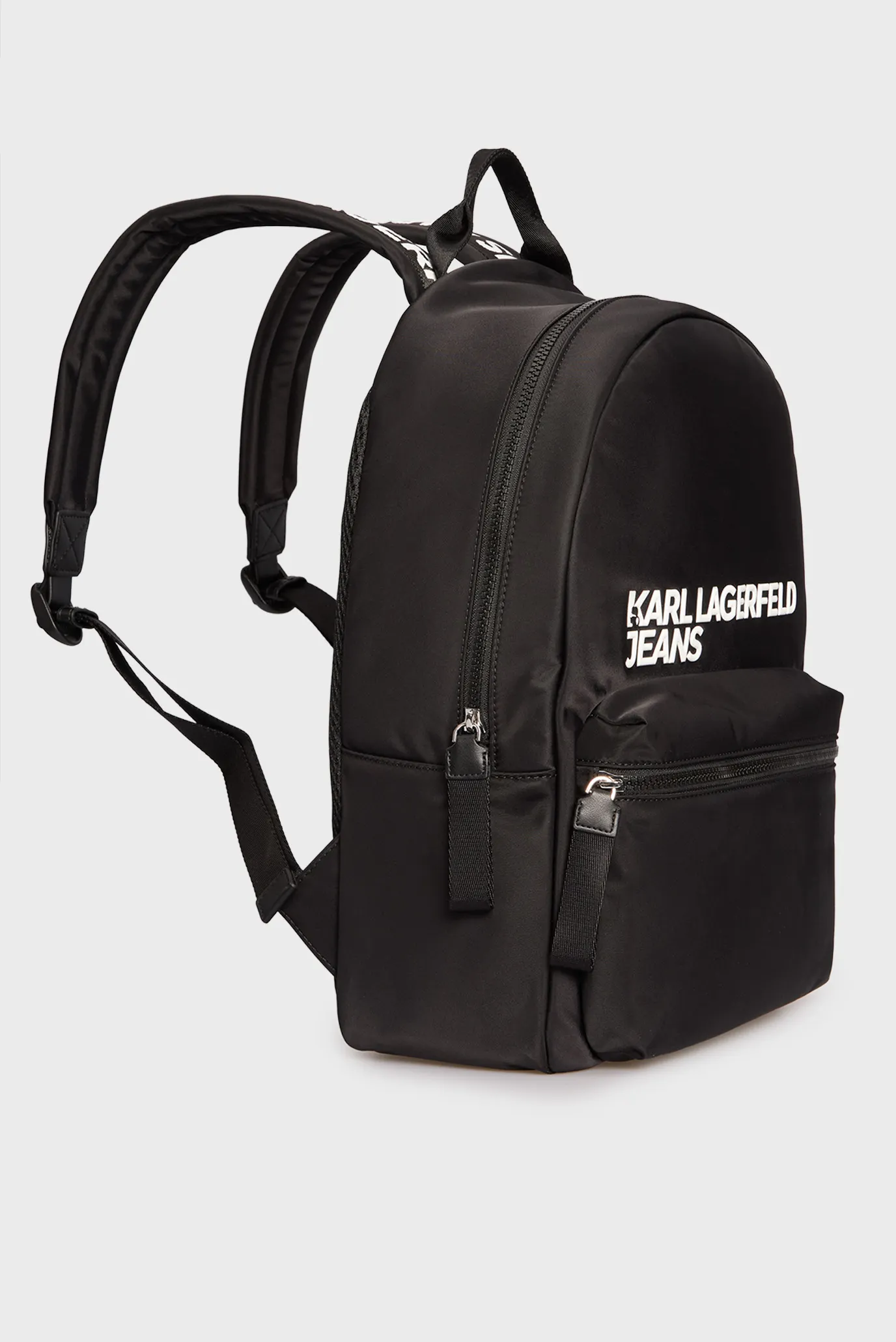 Чоловічий чорний рюкзак essential 3