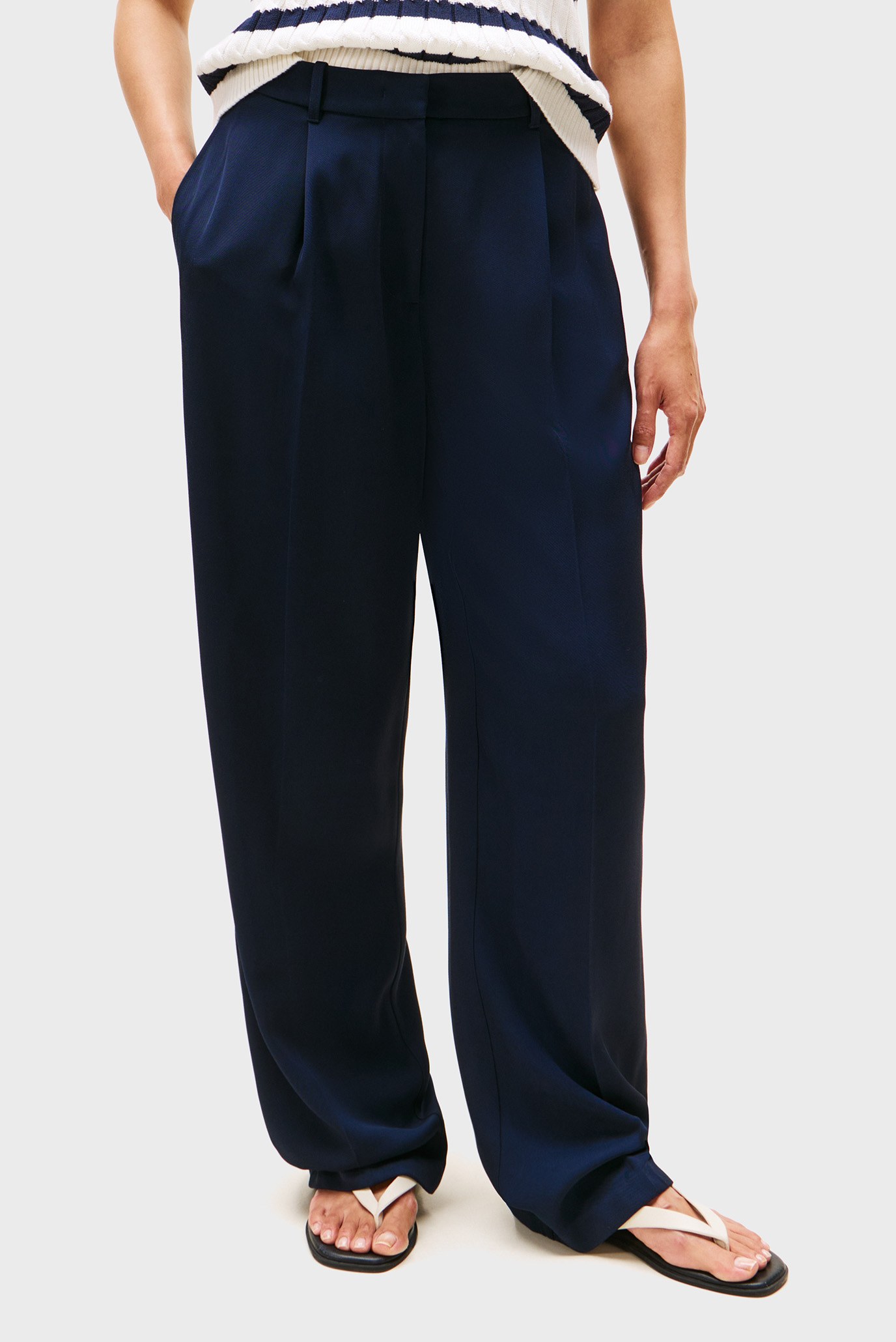 Женские темно-синие брюки VIS TWILL STRAIGHT Синий S Tommy Hilfiger WW0WW46749 Женские темно-синие брюки VIS TWILL STRAIGHT Синий S Tommy Hilfiger WW0WW46749