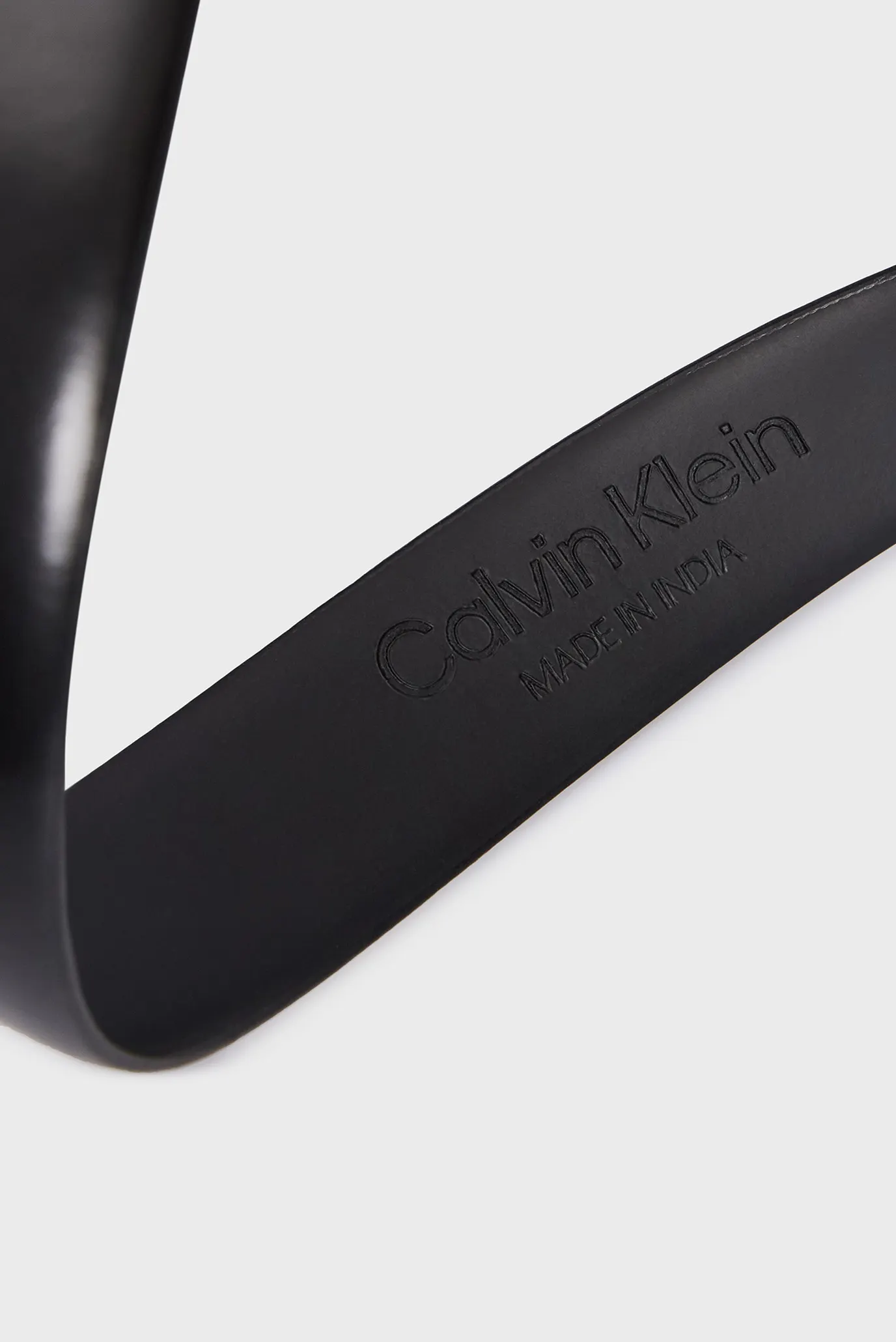 Женский черный кожаный ремень RE-LOCK CK LOGO BELT 30MM 2