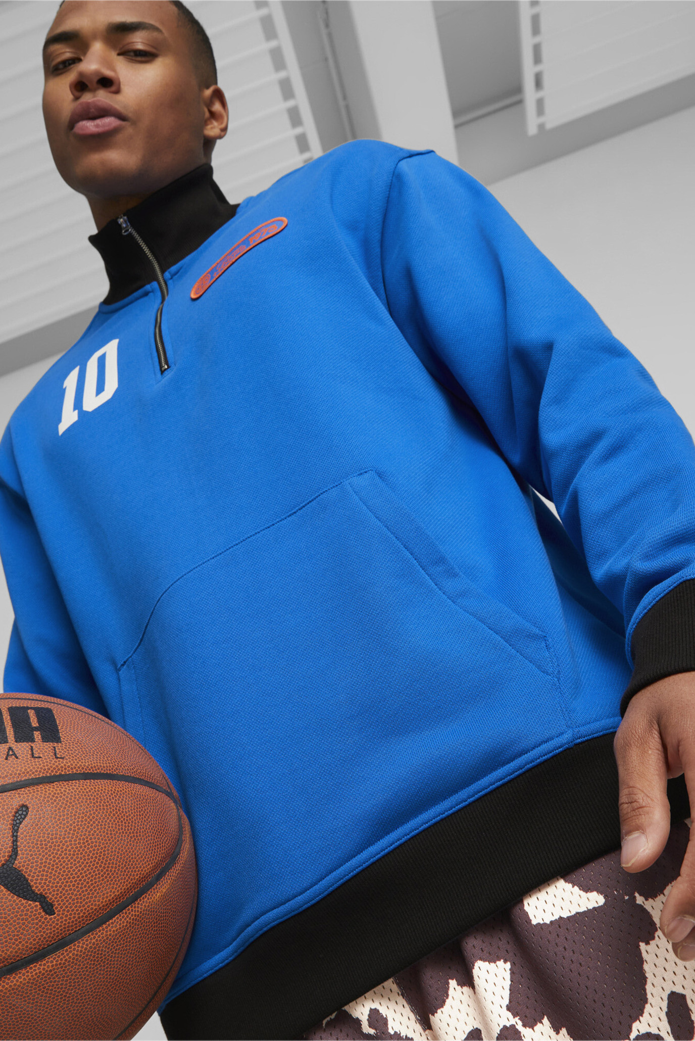 Мужская синяя спортивная кофта Clyde's Closet Men's Basketball Pullover 1