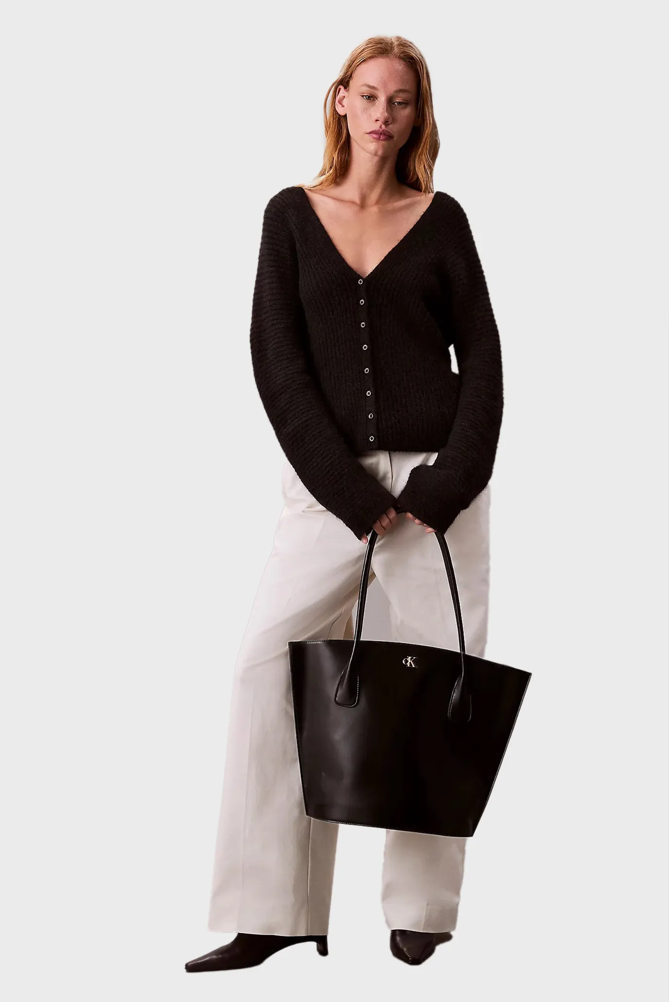 Жіноча чорна сумка MEDIUM TOTE 2