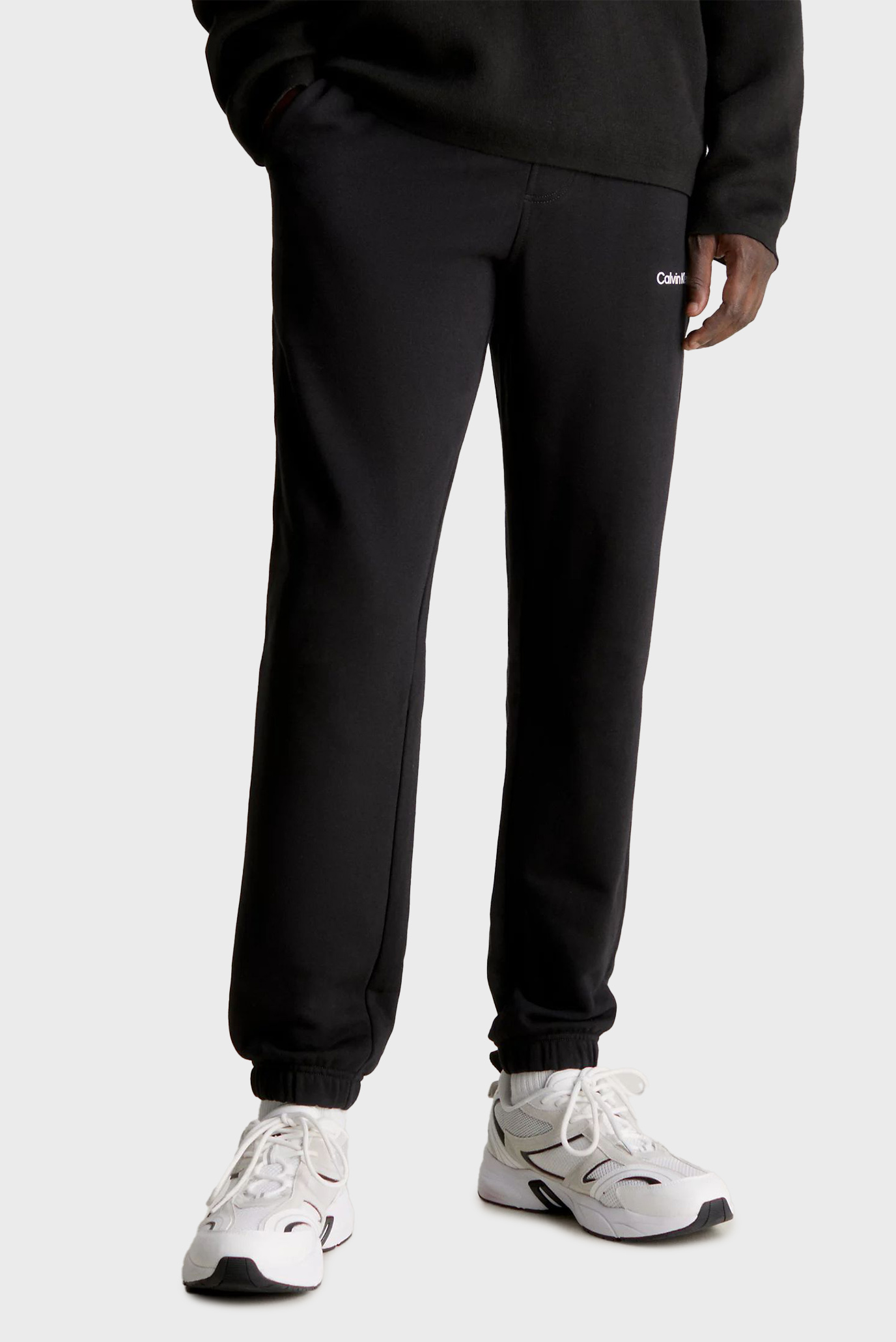 Чоловічі чорні спортивні штани INSTITUTIONAL HWK PANT 1