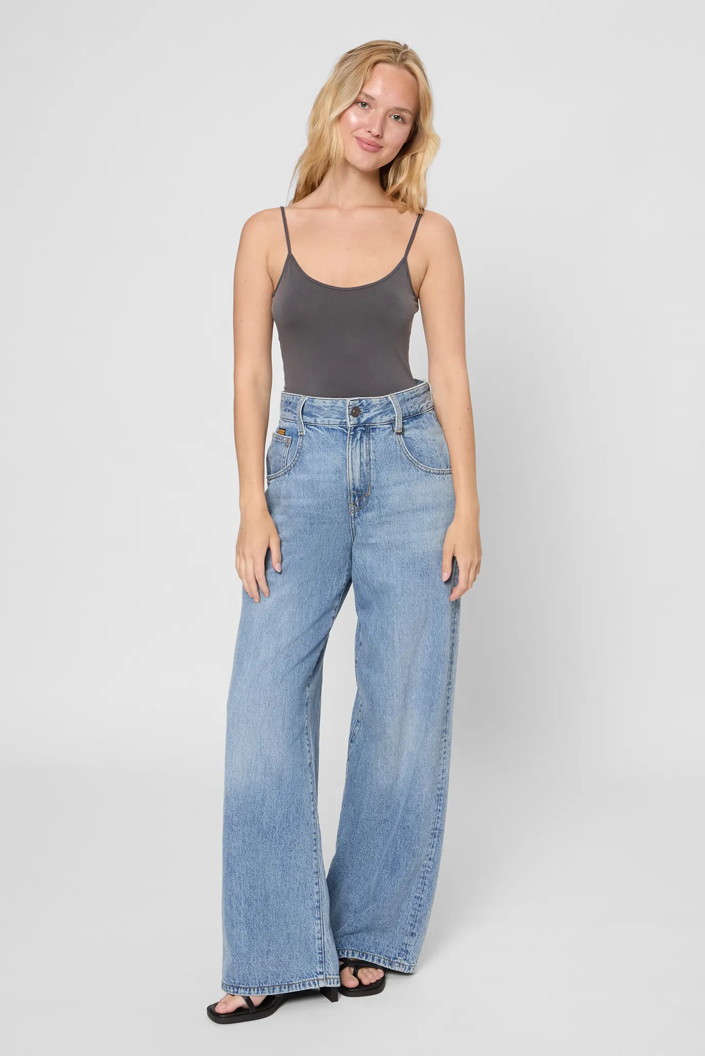 Женский темно-серый топ 5