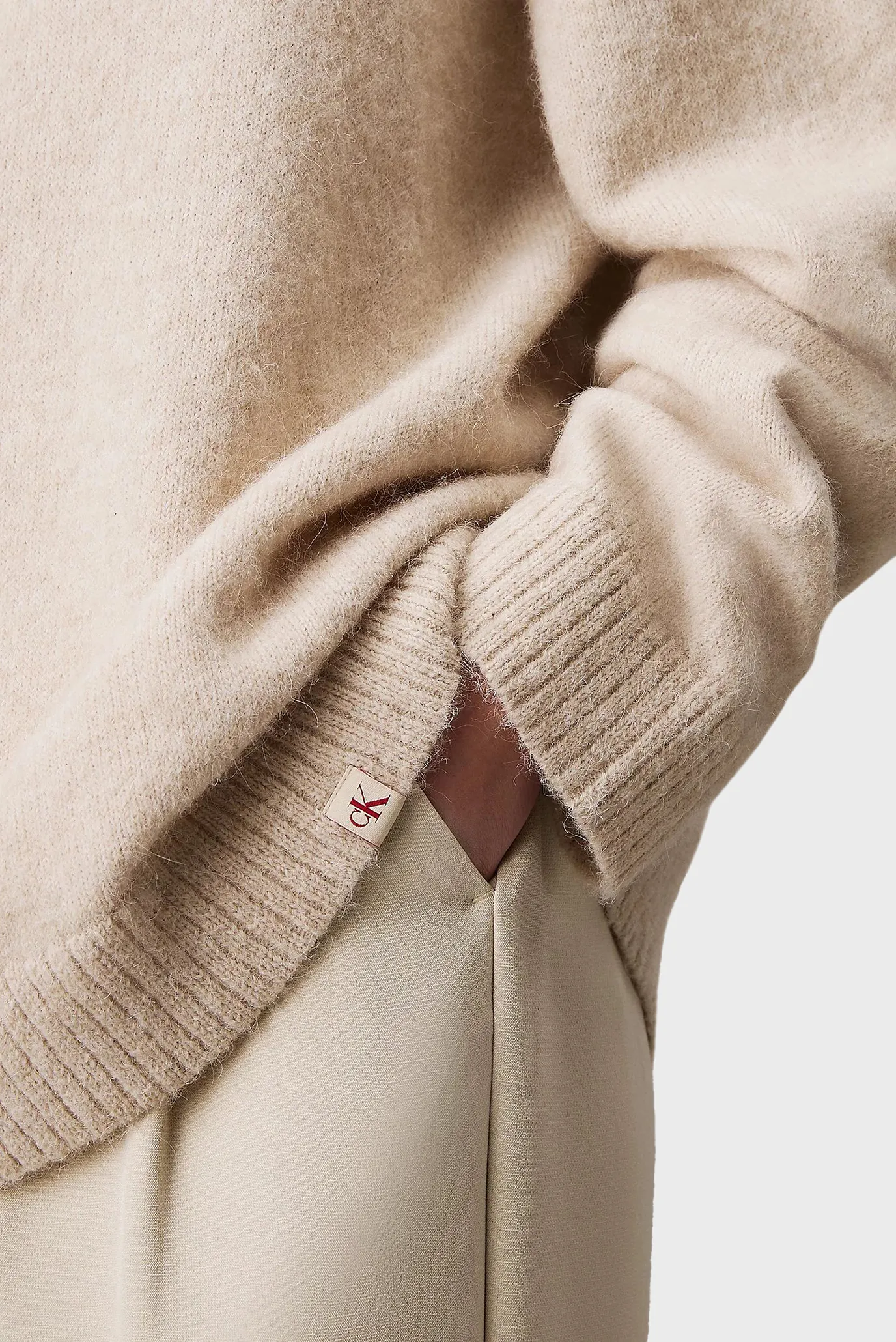 Женский бежевый свитер TEXTURED LOOSE 4