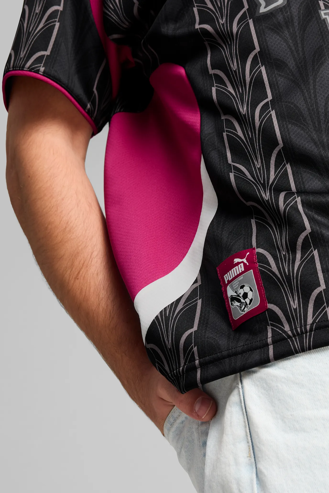 Чоловіче чорне поло з візерунком PUMA x MÁS TIEMPO Jersey Men 5