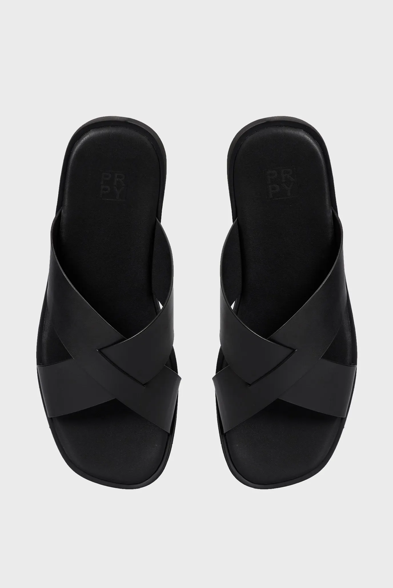 Мужские черные кожаные слайдеры 4