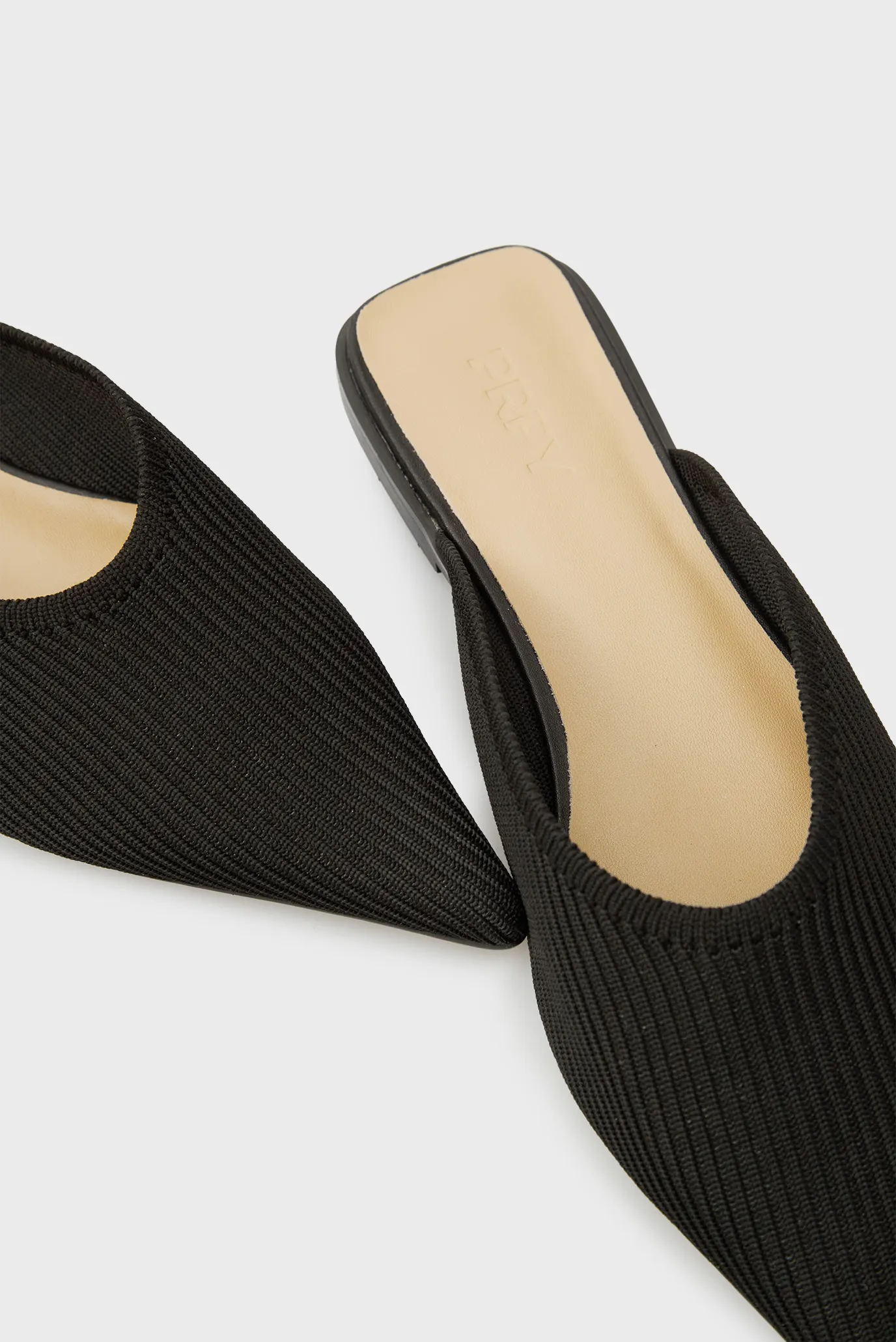 Жіночі чорні мюлі Galadriel 2