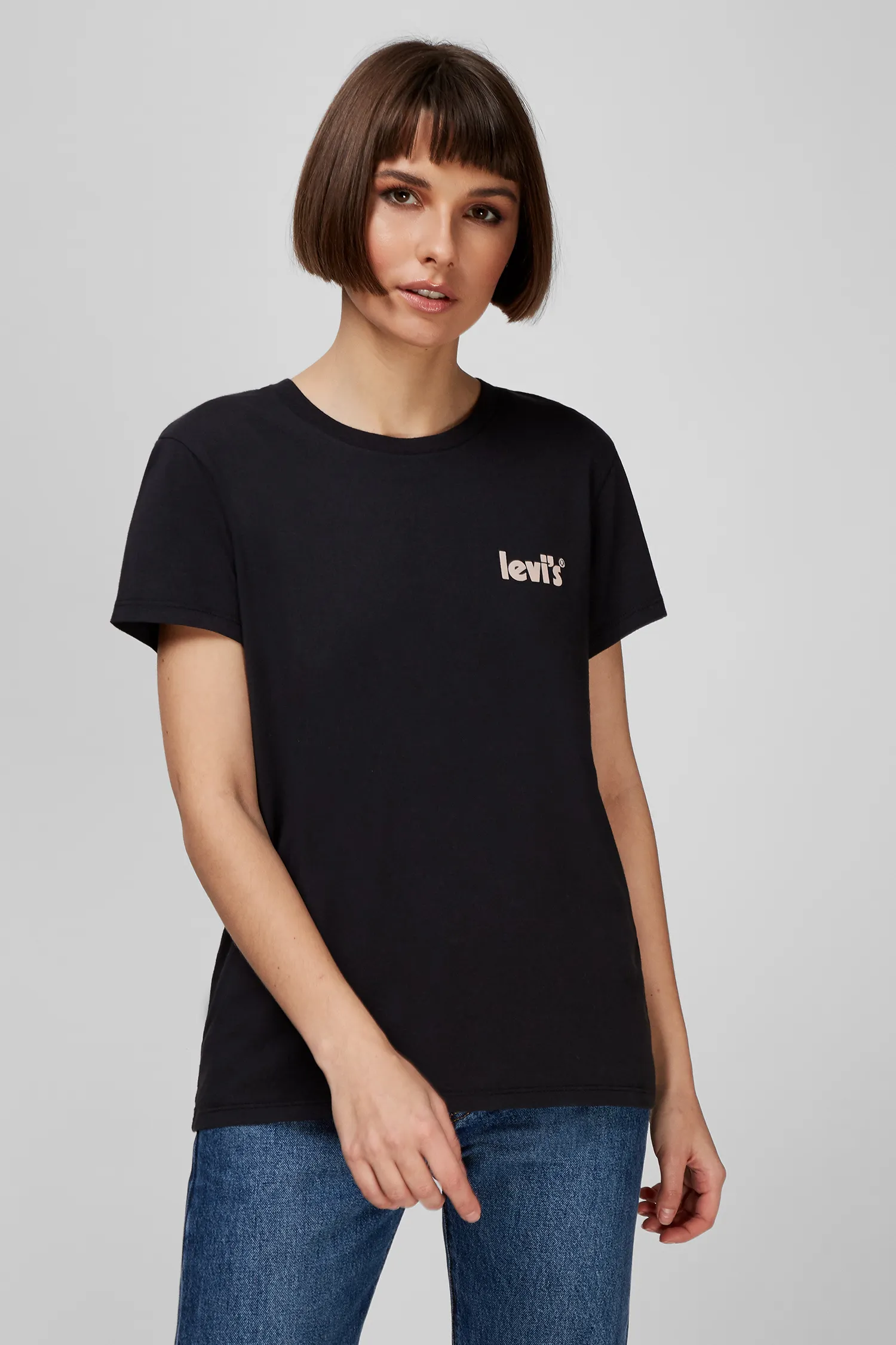 Женская черная футболка Levi's® 17369;1760 — MD-Fashion