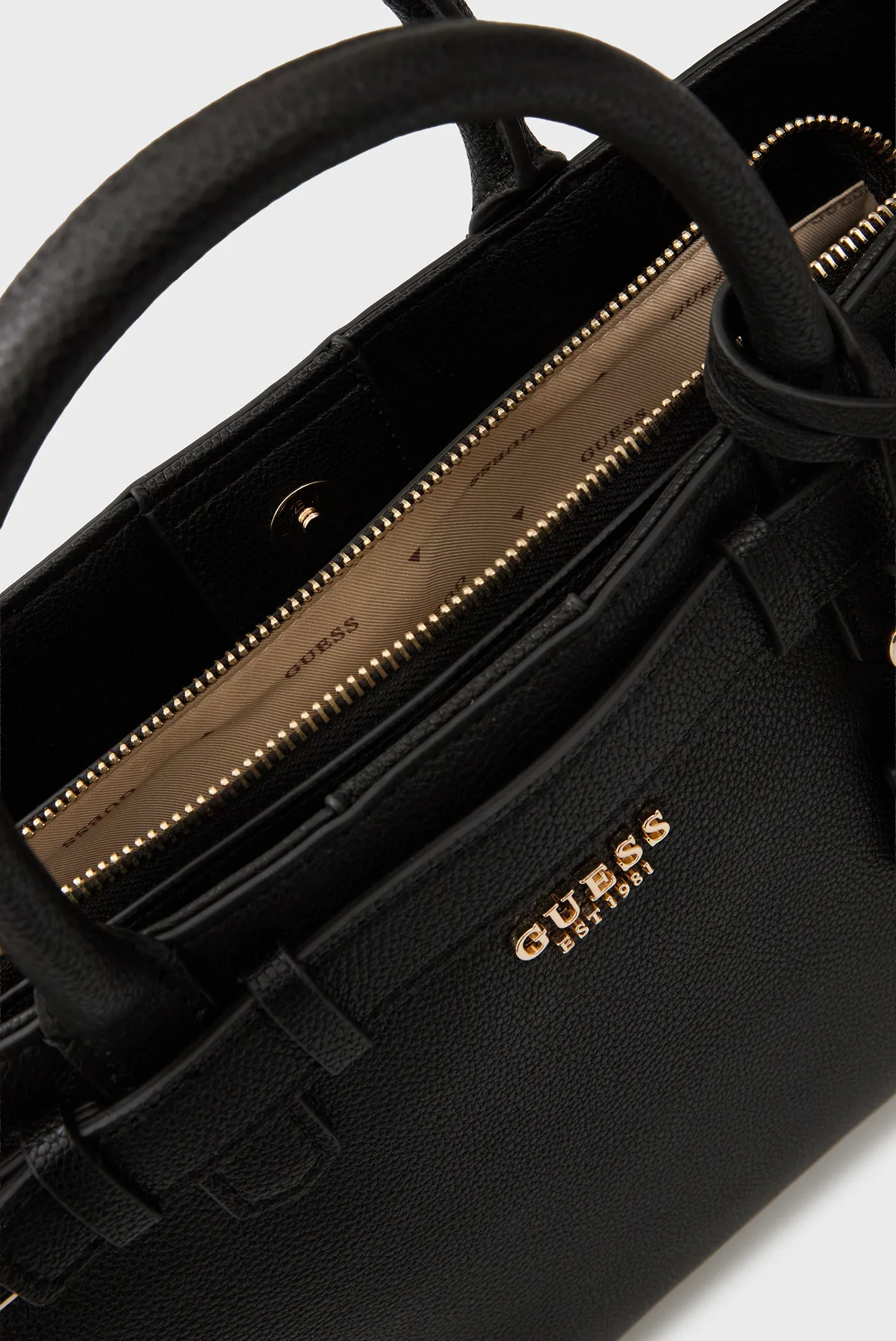 Женская черная сумка GREGORIA 2