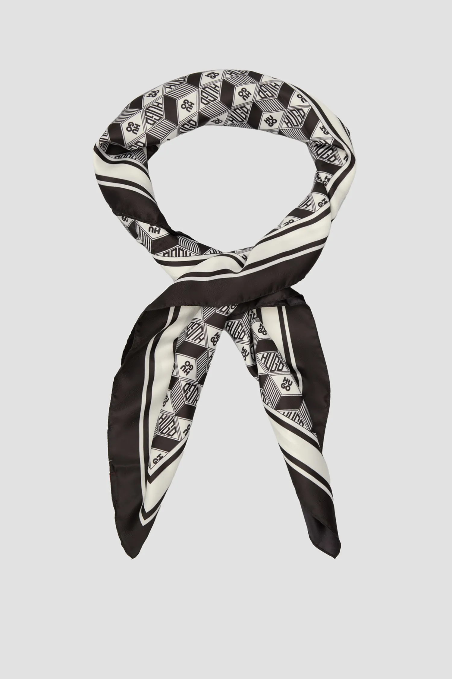 Жіноча хустка з візерунком 2