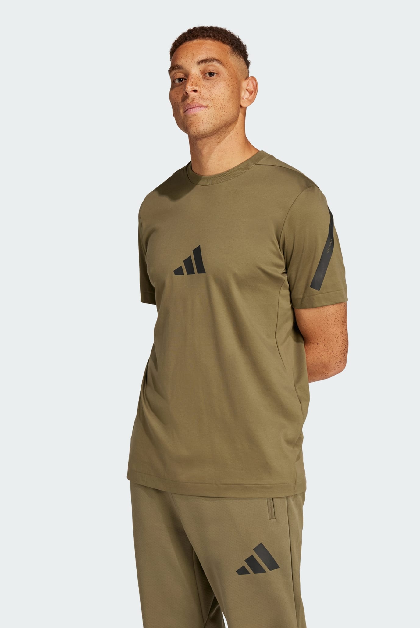 Чоловіча оливкова футболка adidas Z.N.E. 1