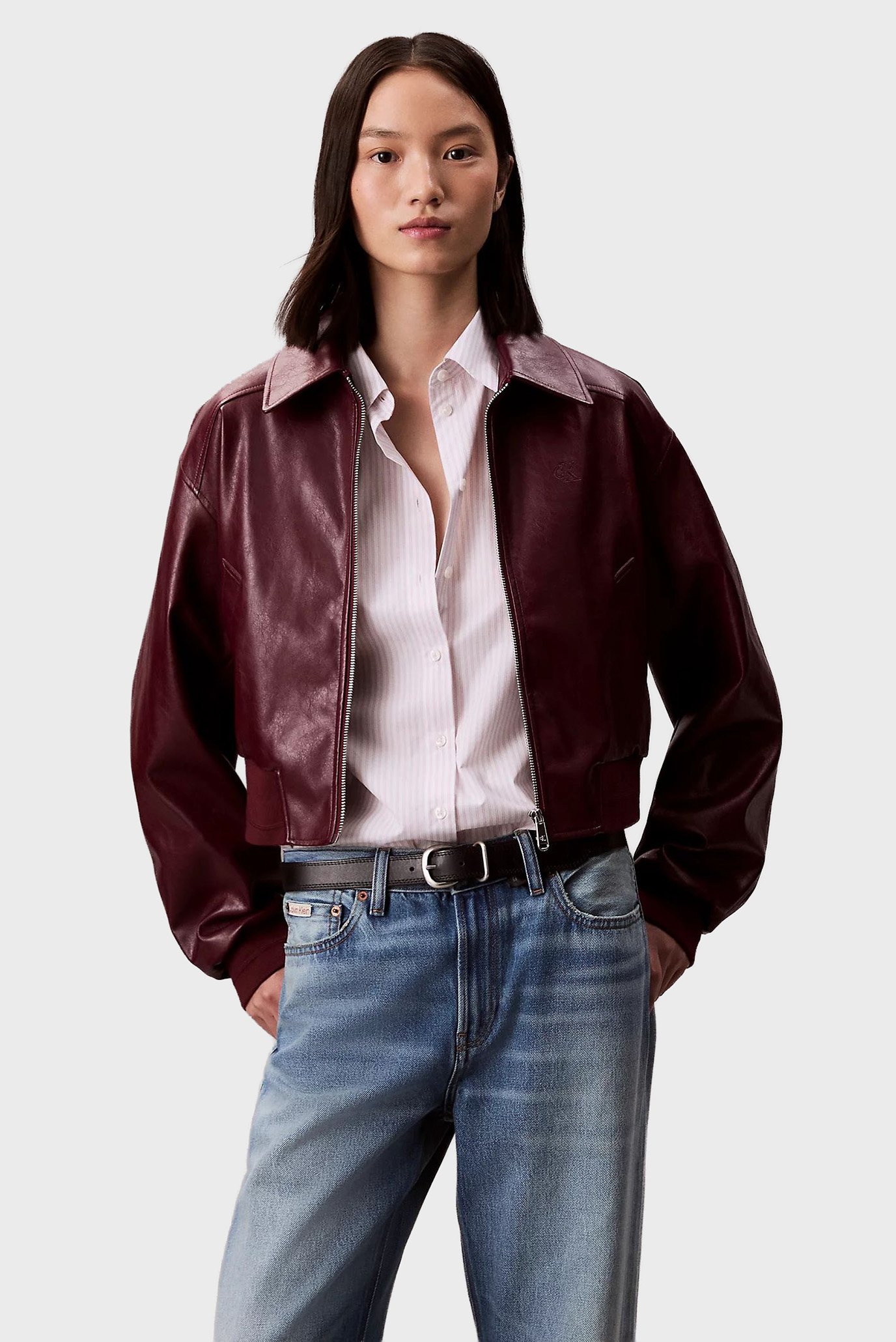 Женская бордовая куртка A-Cropped Crinkle Faux Leather B Бордовый XXS Calvin Klein Jeans LV047C518G Женская бордовая куртка A-Cropped Crinkle Faux Leather B Бордовый XXS Calvin Klein Jeans LV047C518G