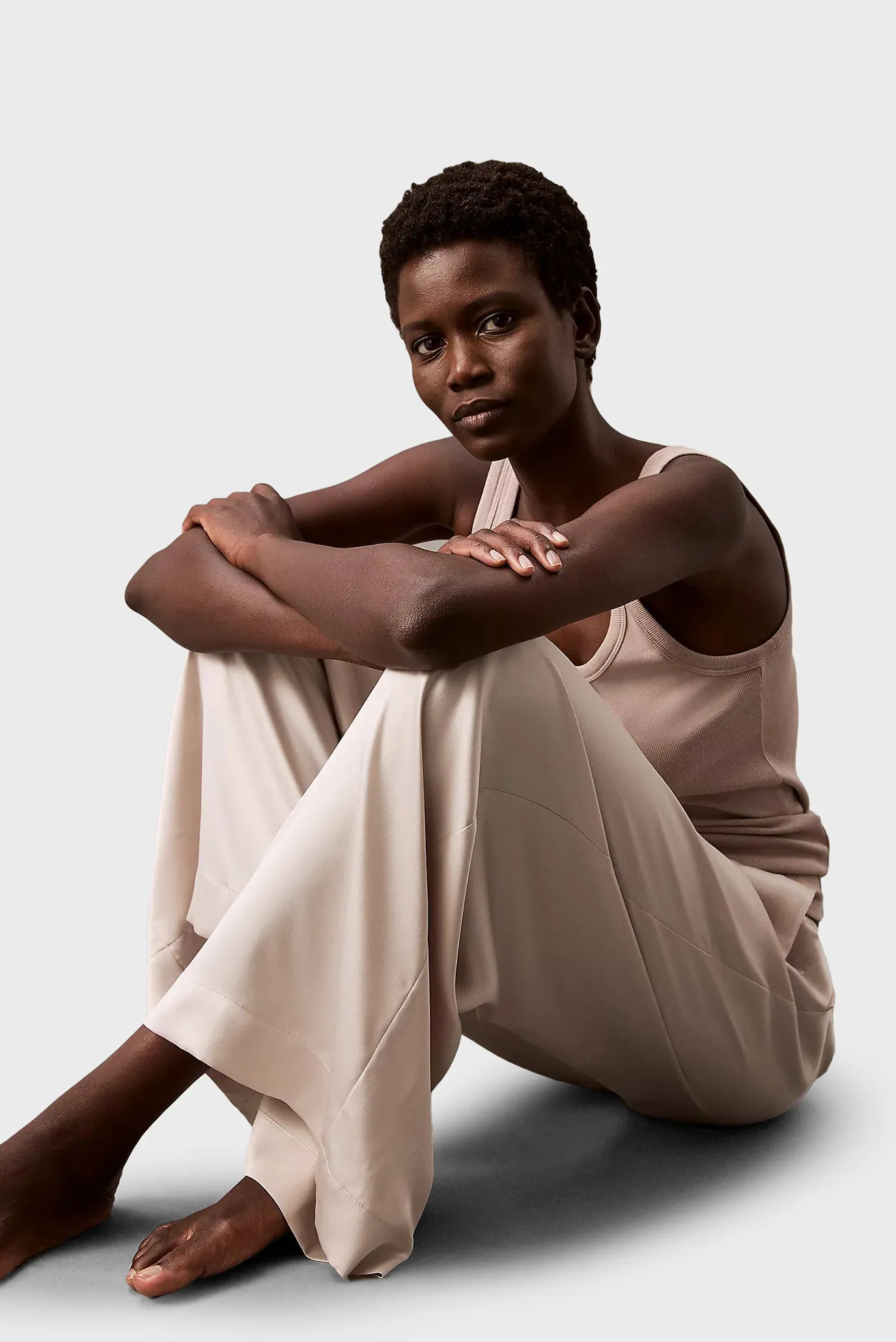 Женские бежевые брюки 6