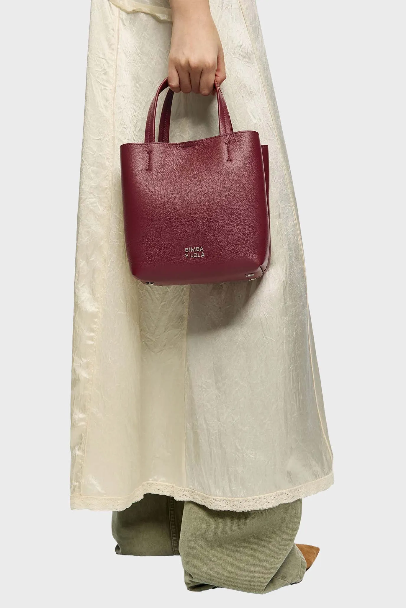 Женская бордовая кожаная сумка 2