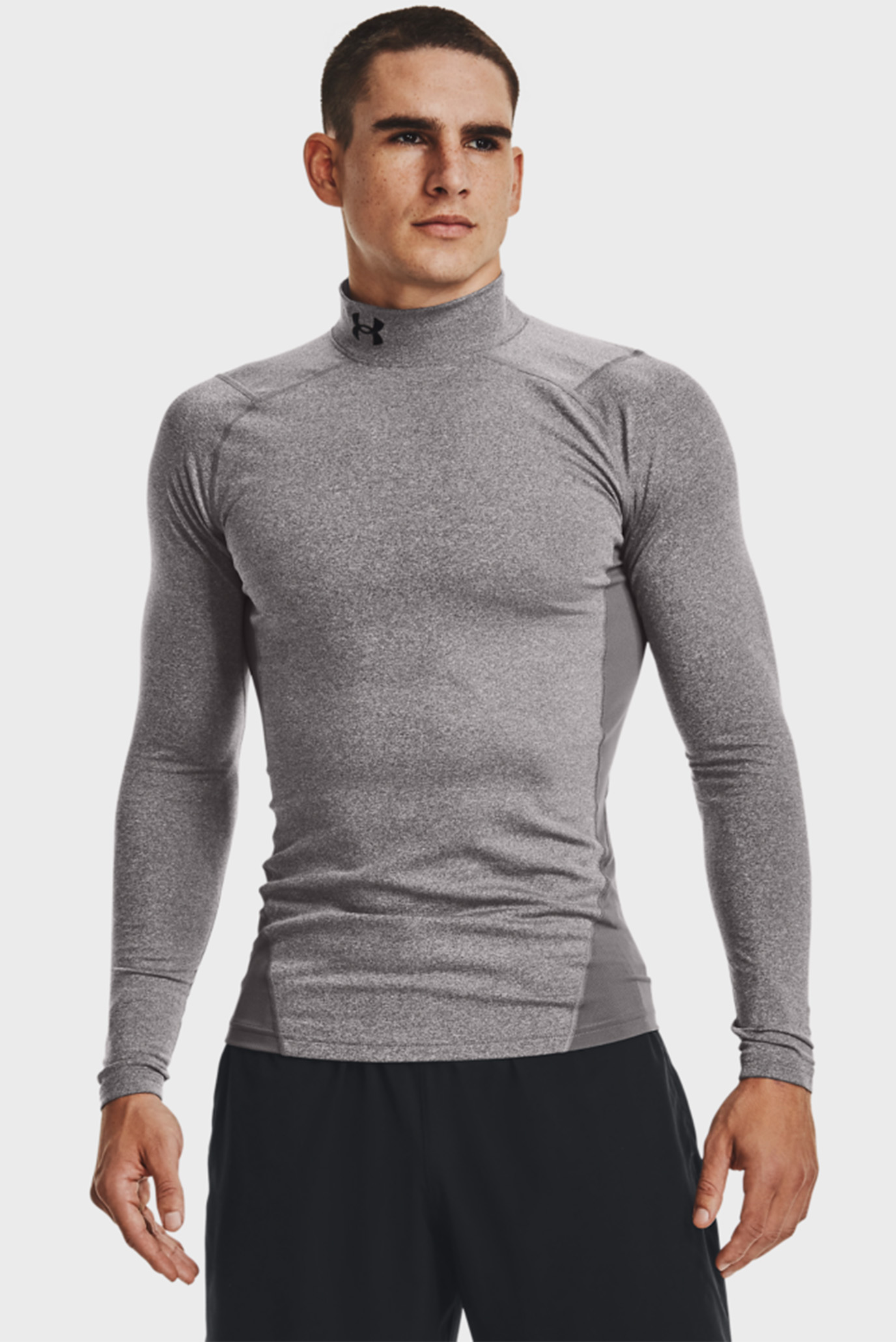 Мужской серый термореглан UA CG Armour Comp Mock Серый XL Under Armour 1366072-020 Мужской серый термореглан UA CG Armour Comp Mock Серый XL Under Armour 1366072-020