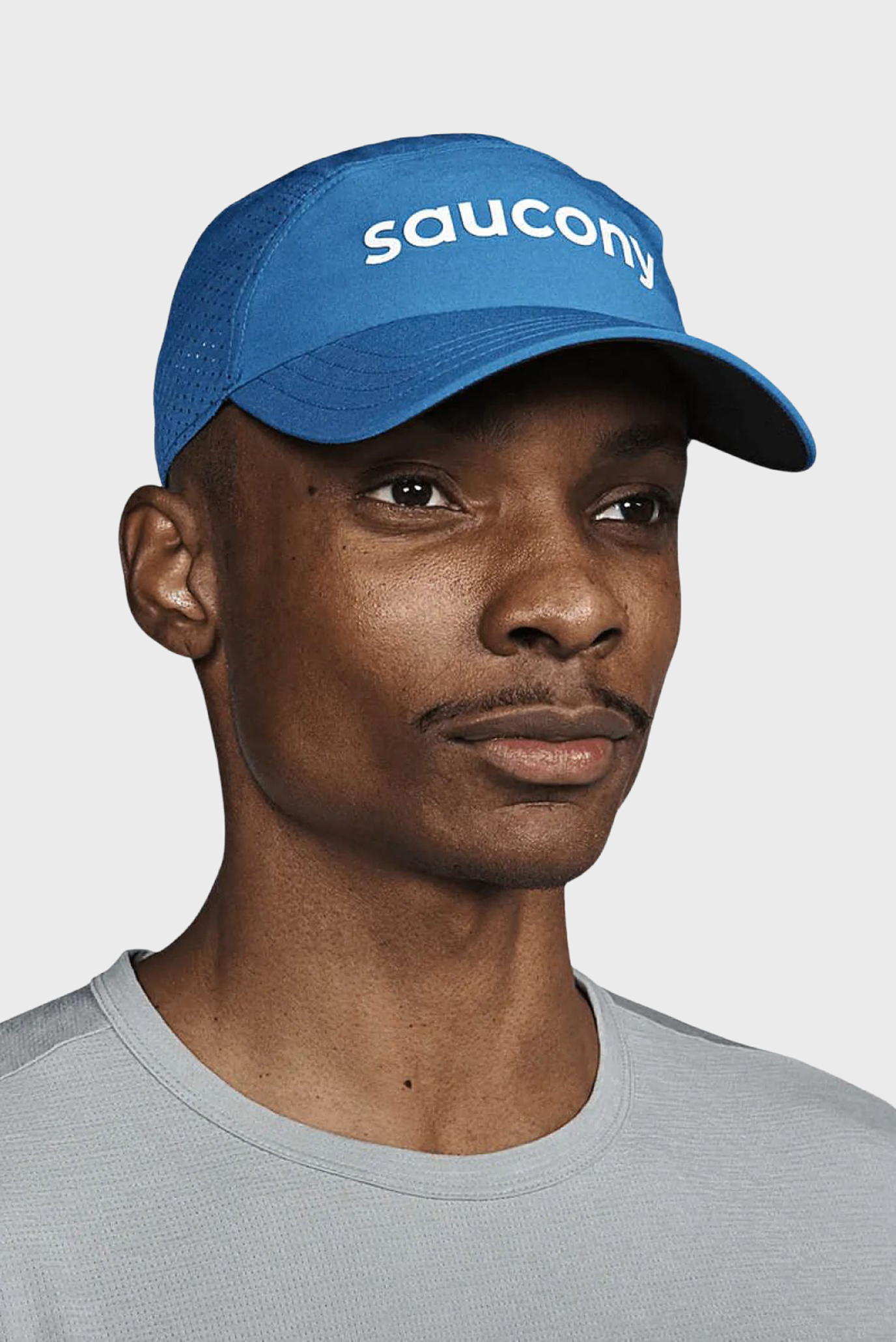 Голубая кепка OUTPACE HAT Голубой ONESIZE Saucony SAU800040-SV Голубая кепка OUTPACE HAT Голубой ONESIZE Saucony SAU800040-SV