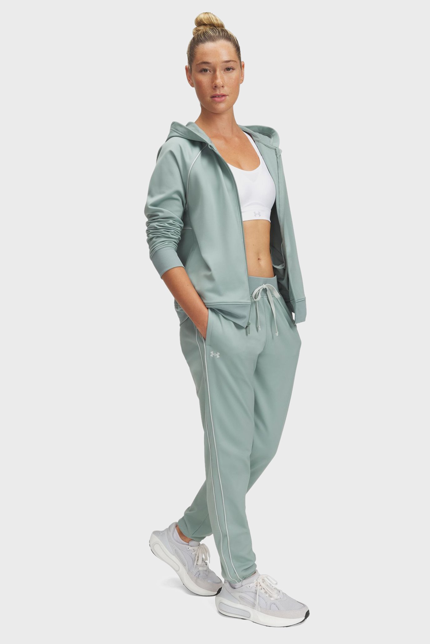 Женский мятный спортивный костюм (худи, брюки) UA Rival Tricot Tracksuit HD Ментоловый XL Under Armour 6001966-348 Женский мятный спортивный костюм (худи, брюки) UA Rival Tricot Tracksuit HD Ментоловый XL Under Armour 6001966-348