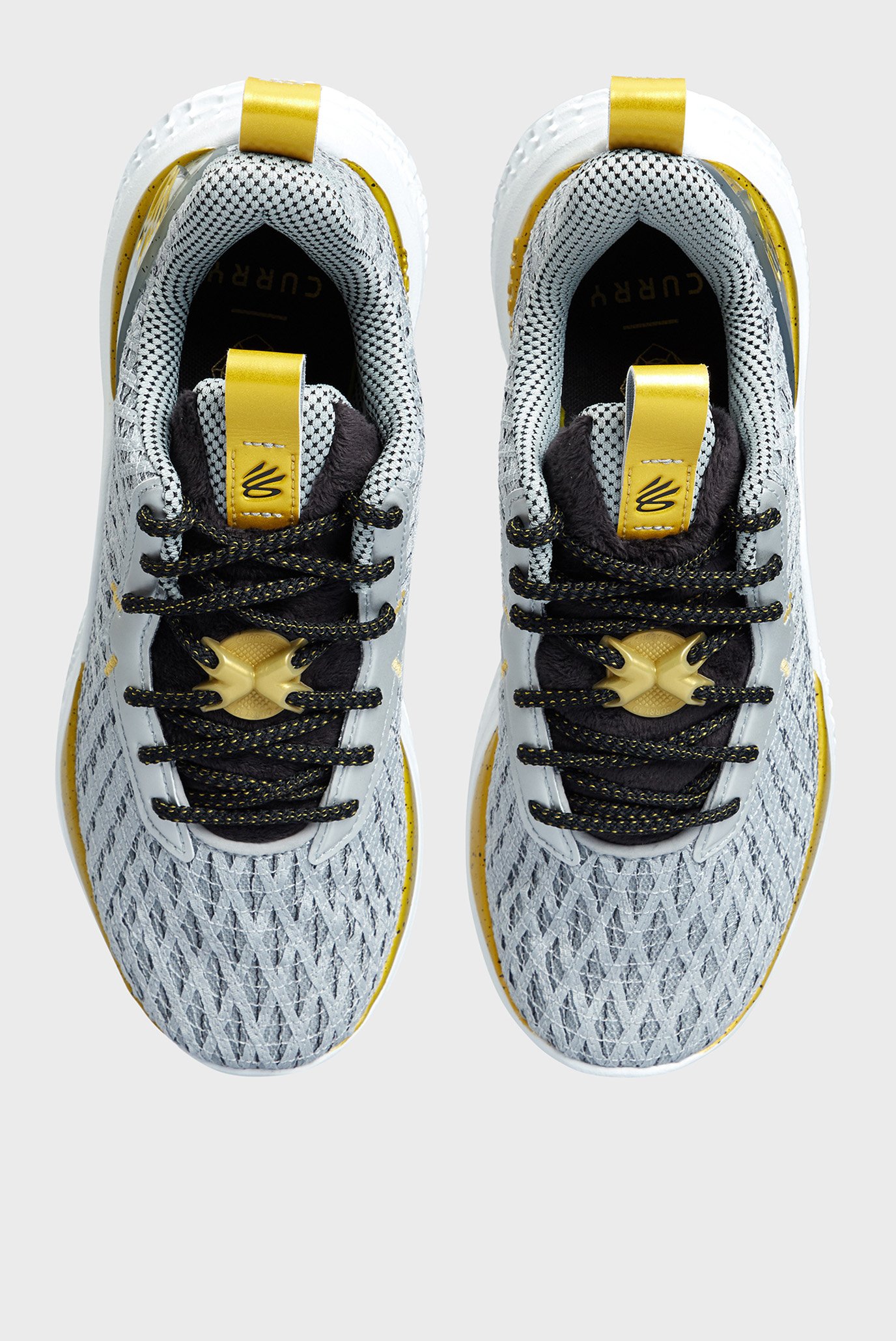 Серые кроссовки CURRY 10 YOUNG WOLF Under Armour 3026274-101