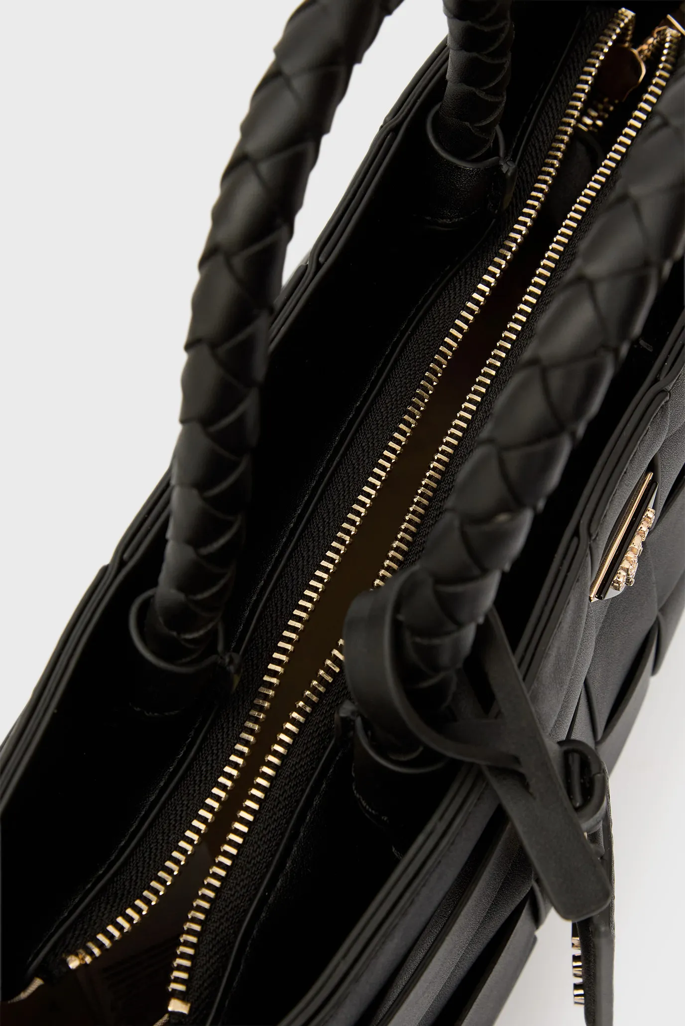 Женская черная сумка MAYLEE 2