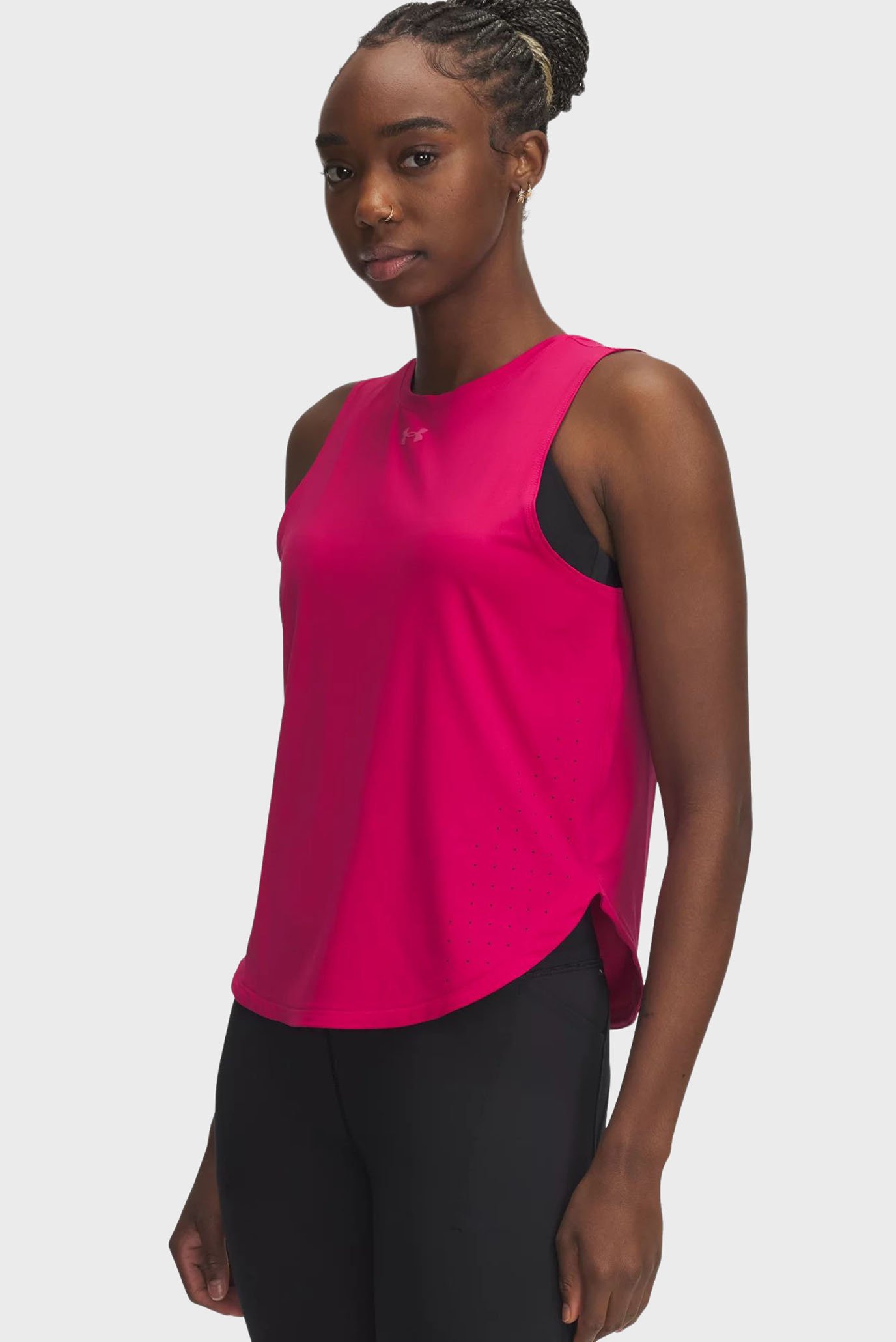 Женская малиновая майка UA Launch Elite Tank Малиновый L Under Armour 1389563-681 Женская малиновая майка UA Launch Elite Tank Малиновый L Under Armour 1389563-681