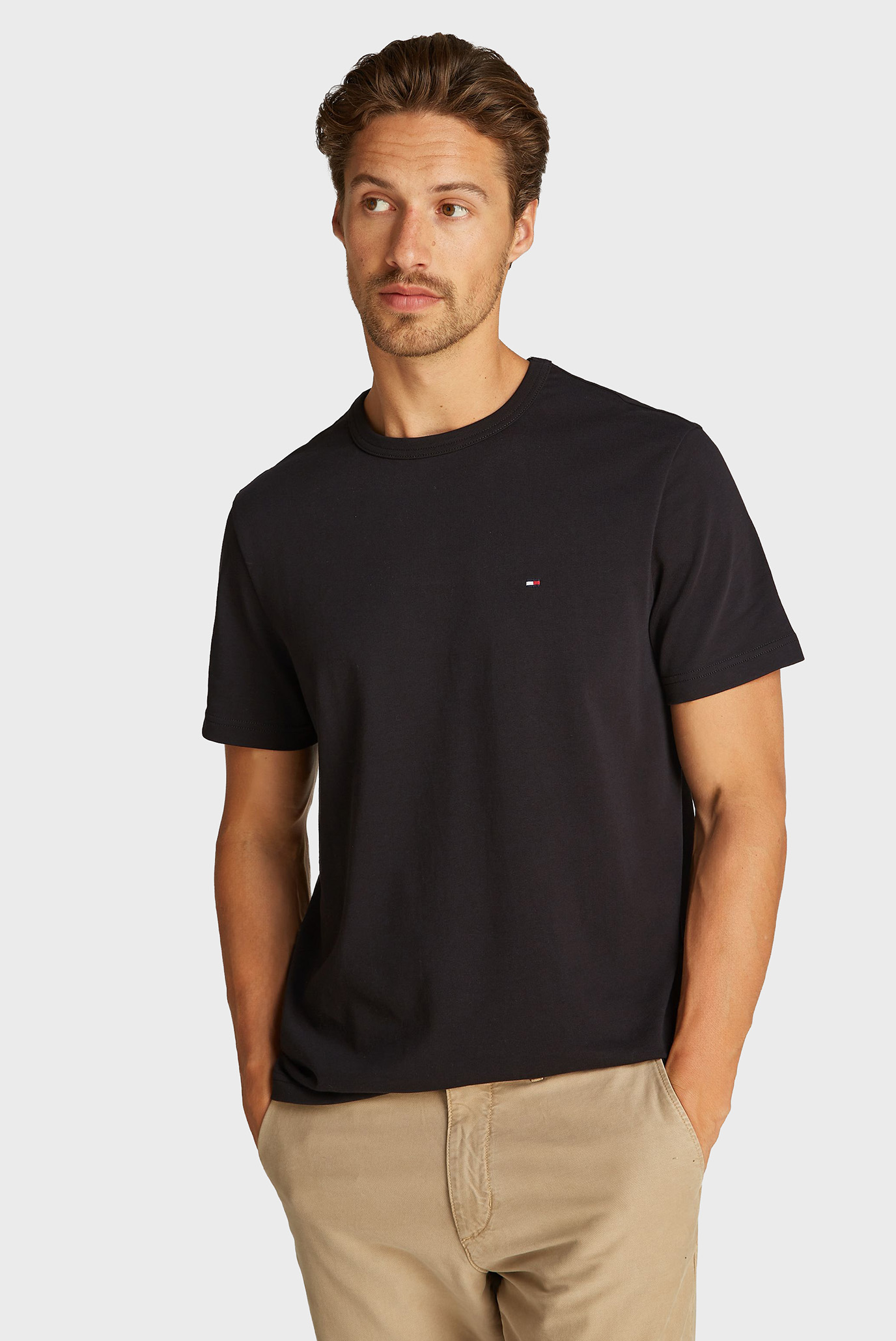 Мужская темно-синяя футболка ESSENTIAL RELAX FIT TEE Синий XXL Tommy Hilfiger MW0MW37446 Мужская темно-синяя футболка ESSENTIAL RELAX FIT TEE Синий XXL Tommy Hilfiger MW0MW37446