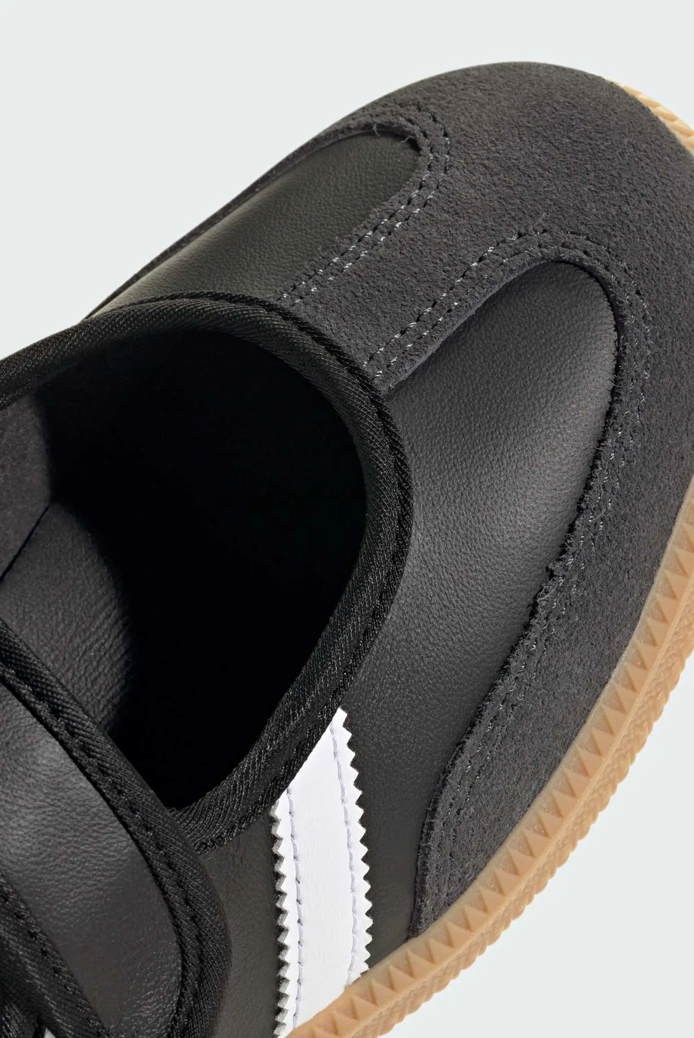 Жіночі чорні шкіряні балетки Samba OG 9