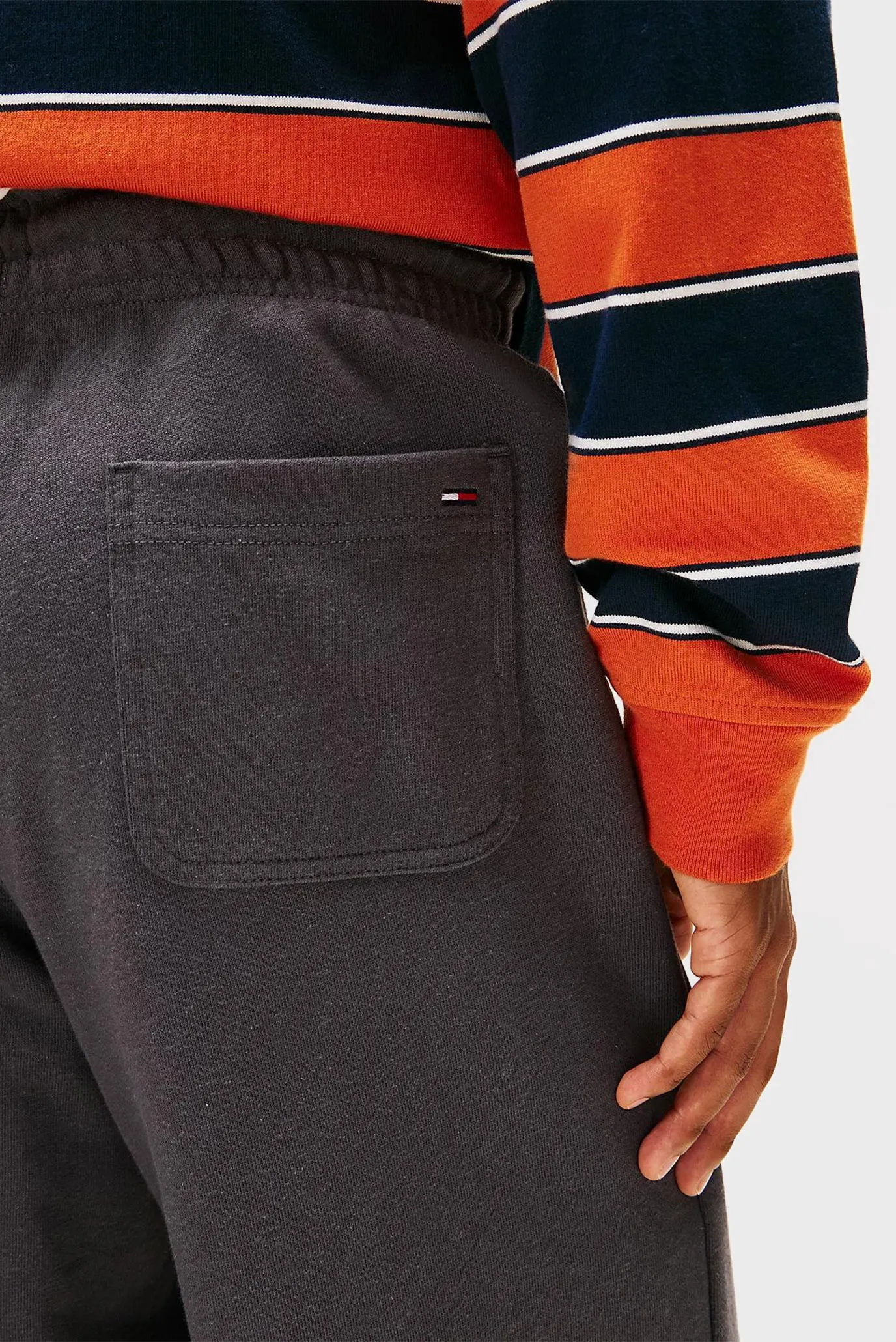 Чоловічі темно-сірі спортивні штани VARSITY 4