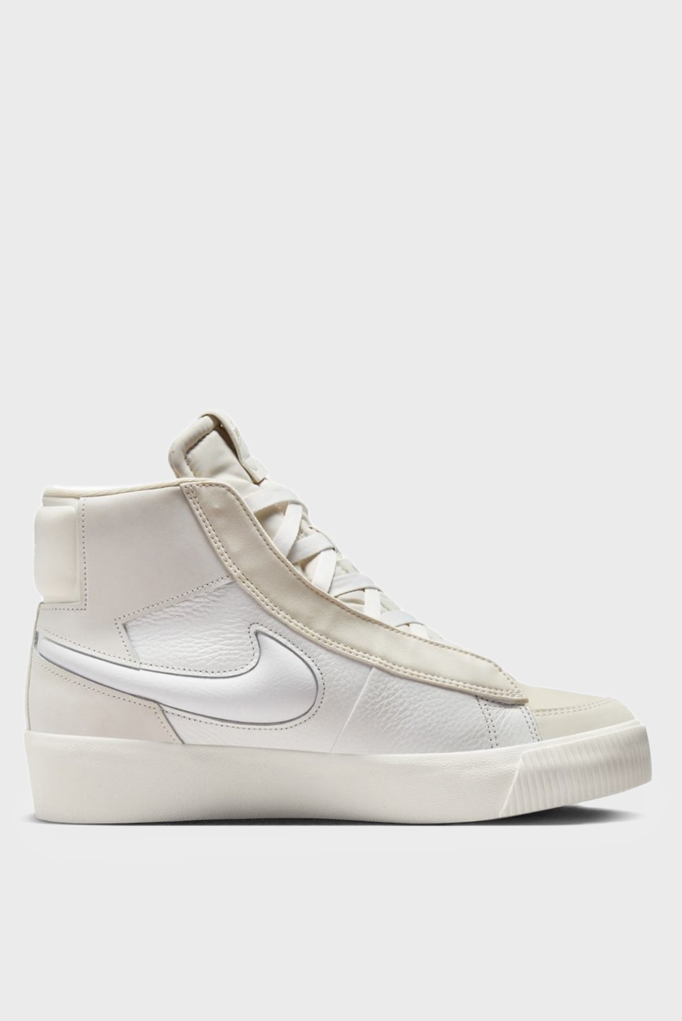 Женские белые кожаные хайтопы W NIKE BLAZER MID VICTORY 1