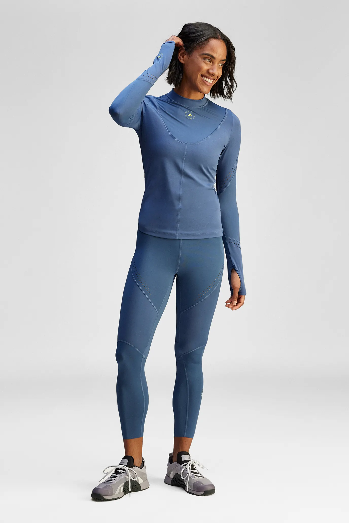 Жіночий синій лонгслів adidas by Stella McCartney TruePurpose 2