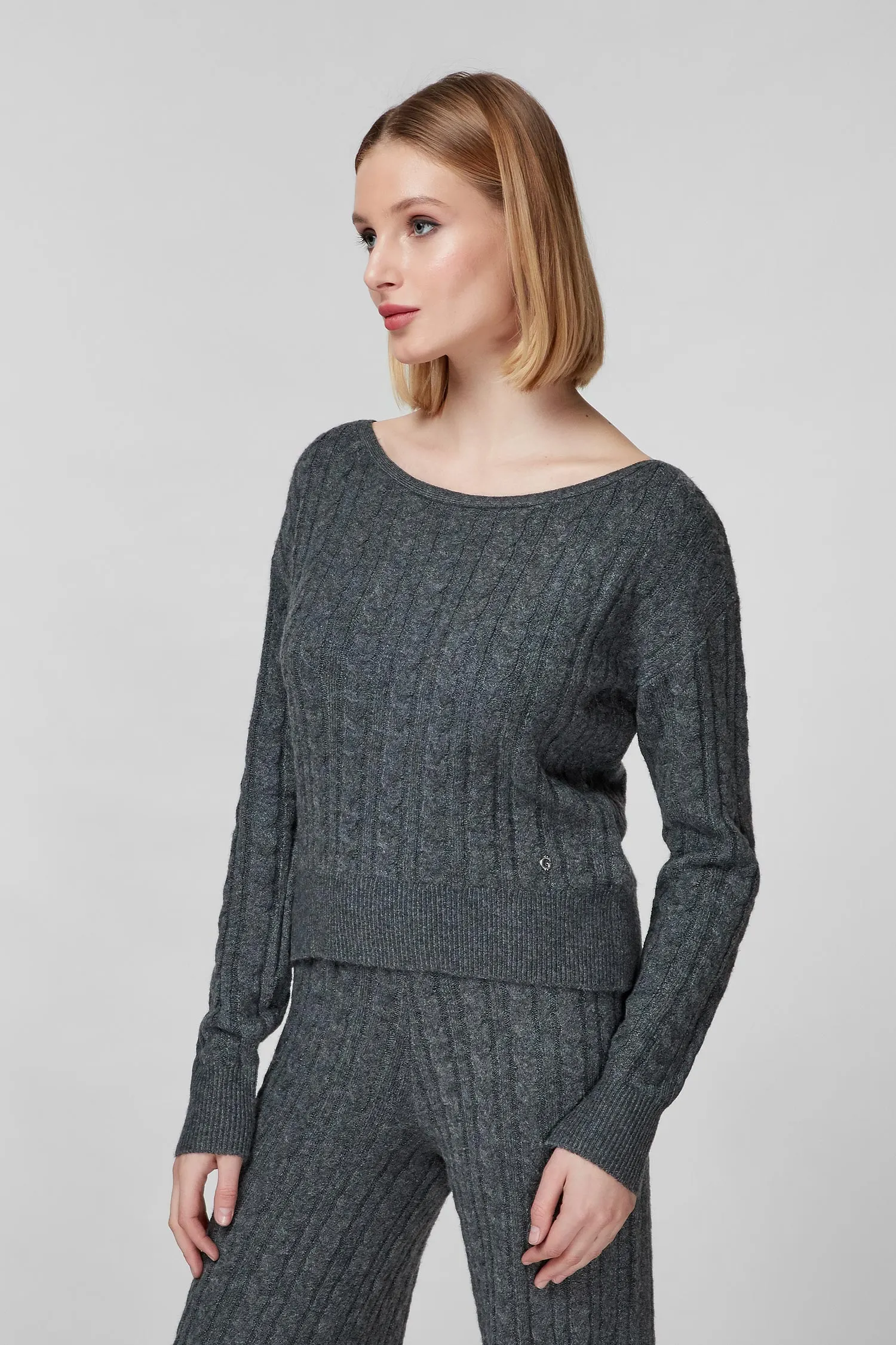Женский серый джемпер 5