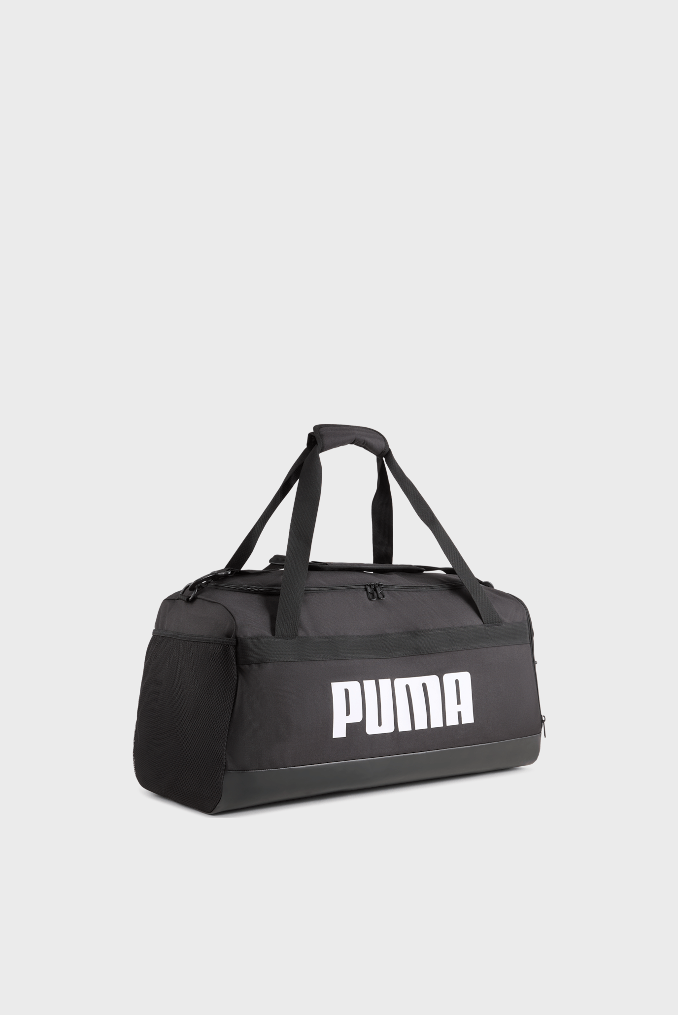 Черная спортивная сумка PUMA Challenger Medium Sports Bag 1